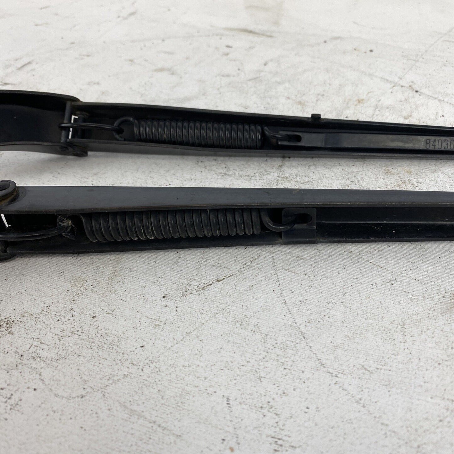 01-2006 bmw x5 e53 front windshield right left wiper arm arms pair set of 2