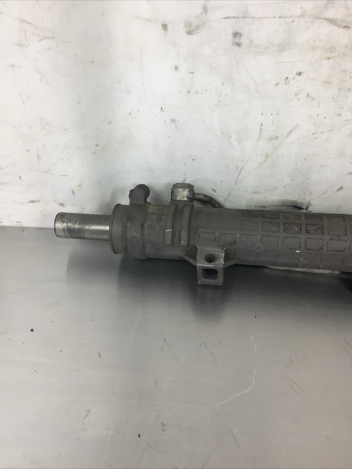 2003-2005 BMW 325Xi 330xi Steering Gear Rack and Pinion 6759814