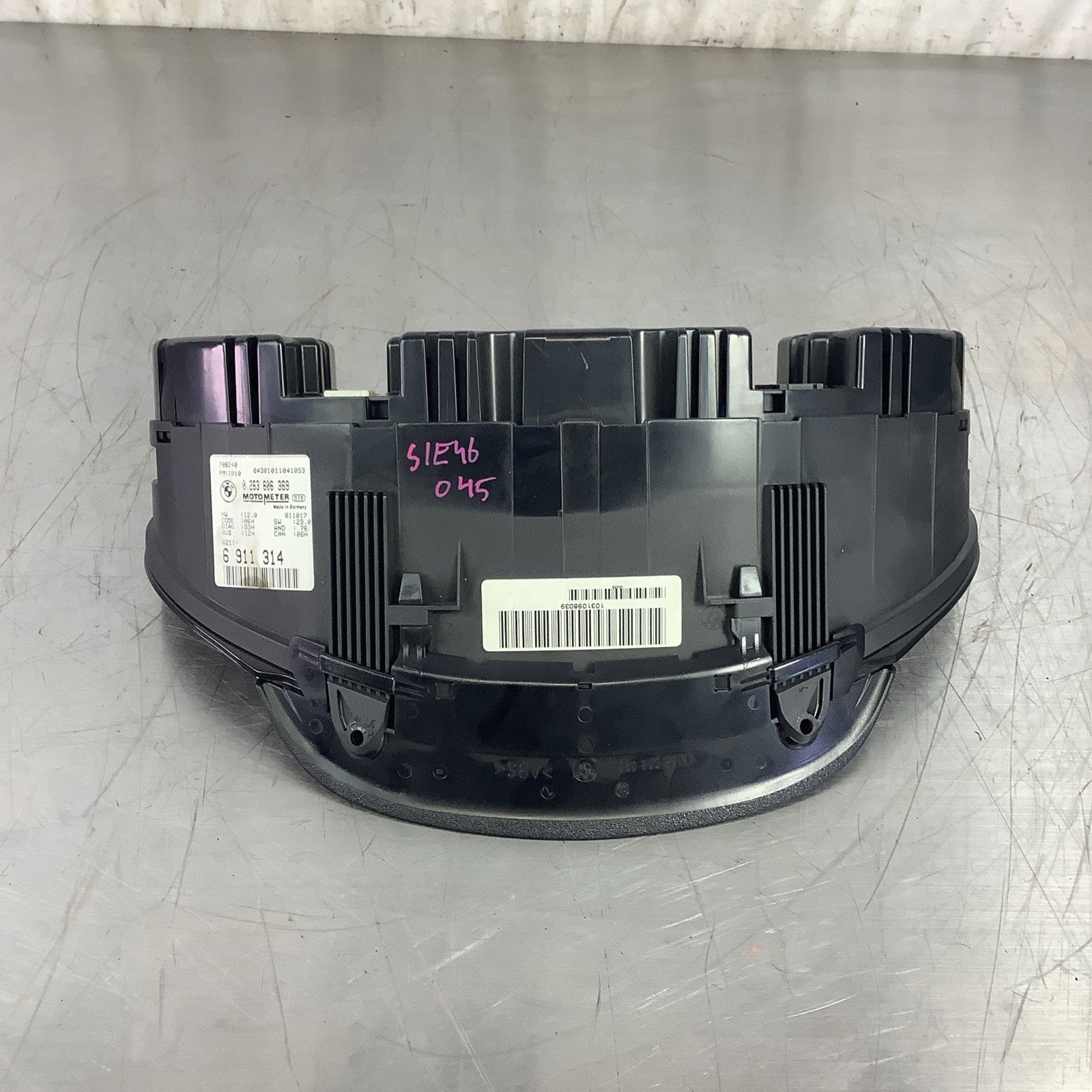 02-06 BMW E46 330Ci Coupe Instrument Gauge Cluster Manual OEM 118 K KPH