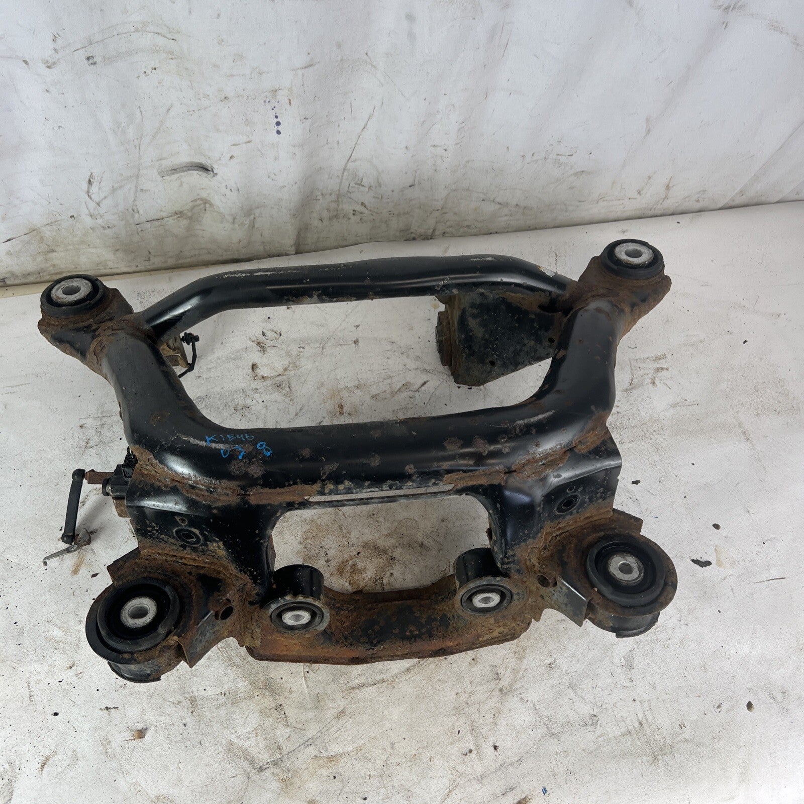 98-06 BMW E46 3 Series Rear Axle Subframe K-Frame Carrier Cradle Asembly OEM✅