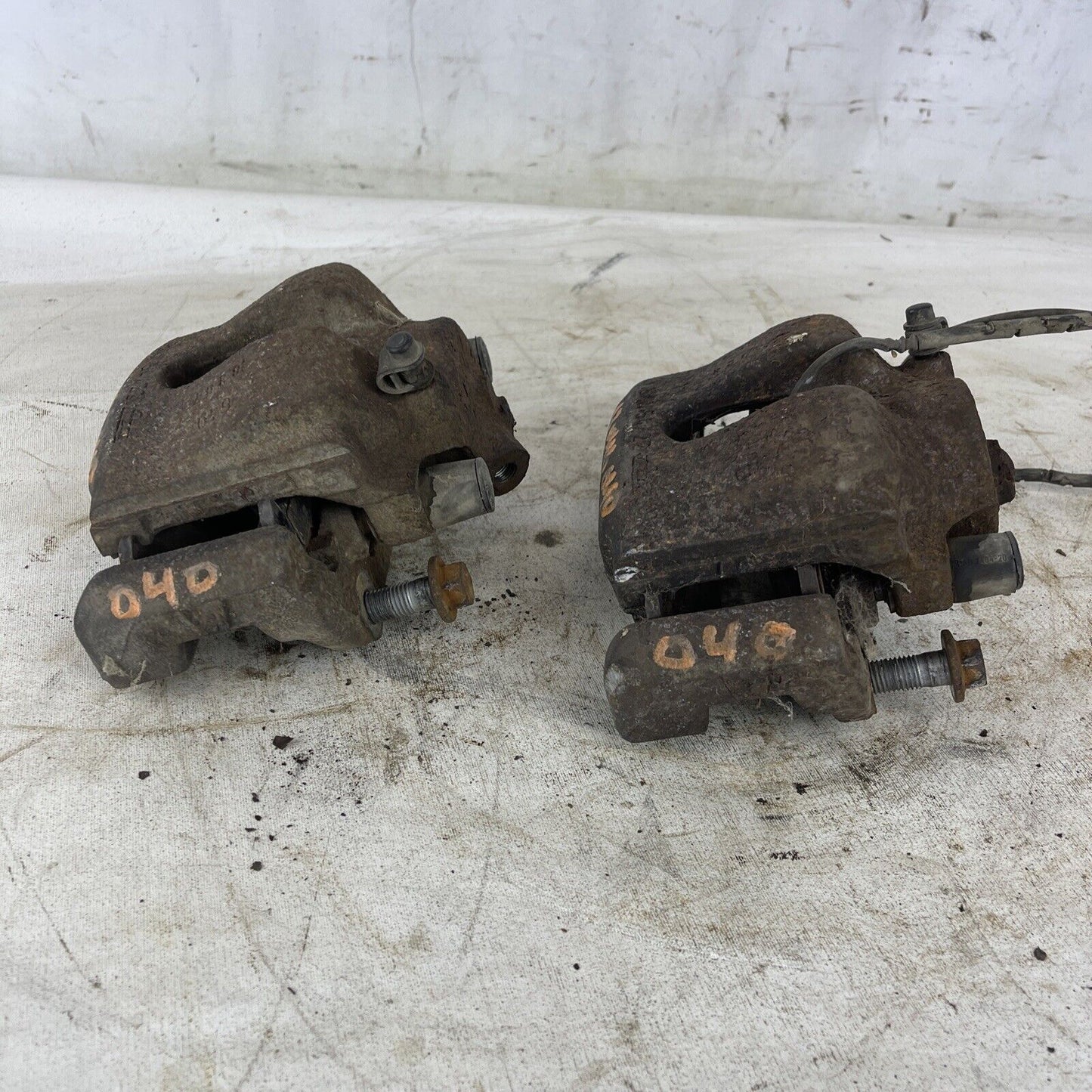 BMW E36 E46 Z3 E85 318 320 323 325 328 Front Brake Caliper Calipers R + L #A3040