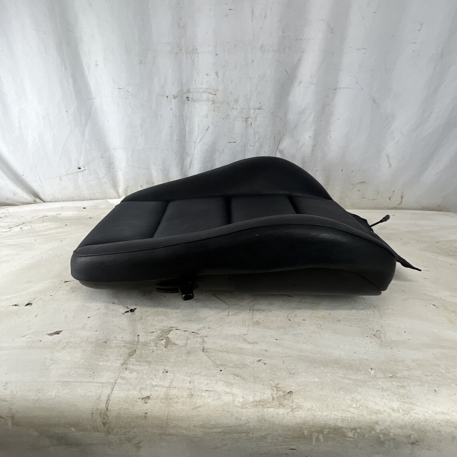 BMW E36 3-Series Right Front Seat Backrest Cushion Black Vinyl OEM With Frame