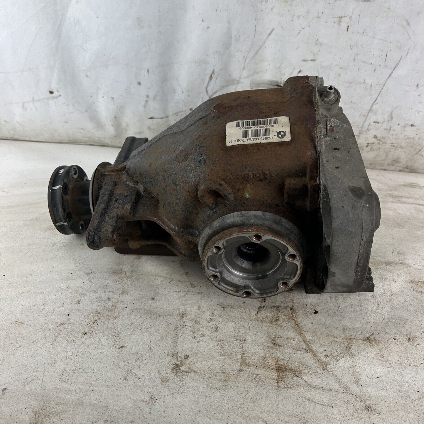 Rear Differential Assembly - BMW X5 4.8is (E53) - 3.91