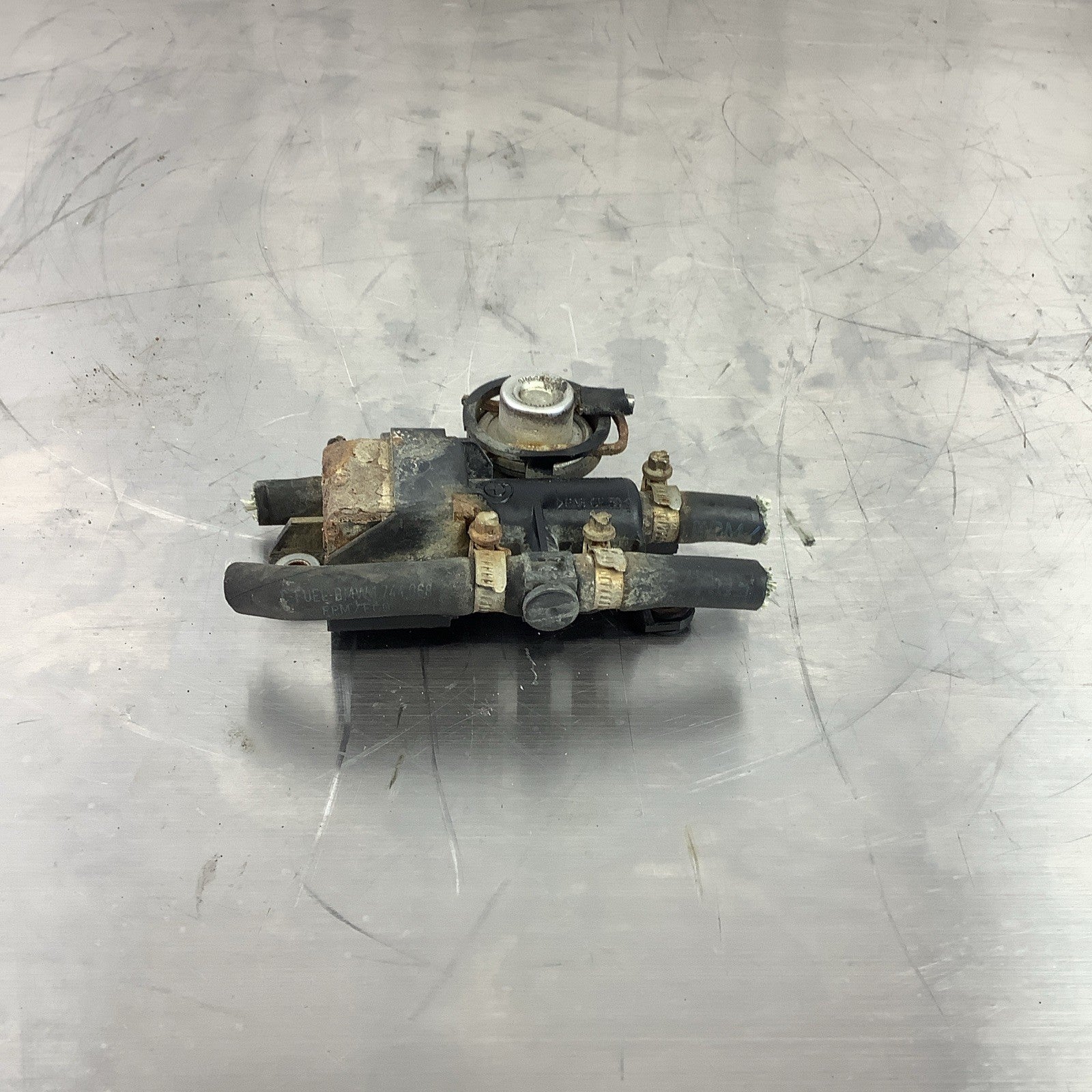 BMW 3 E46 DIRECTIONAL CONTROL VALVE 1438795 13311438795 ORIGINAL USED
