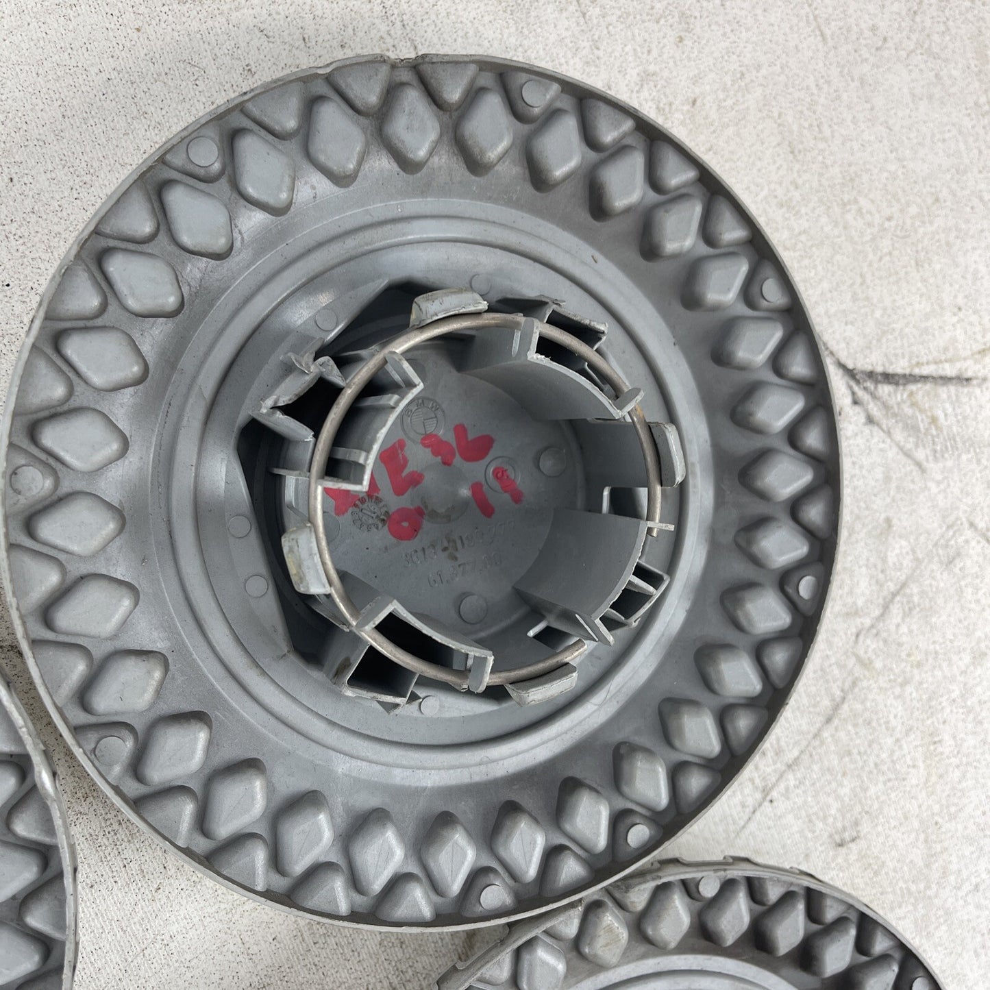 GENUINE BMW E36 ALLOY WHEEL HUB CENTER CAPS SET OF FOUR STYLE 17 1180777