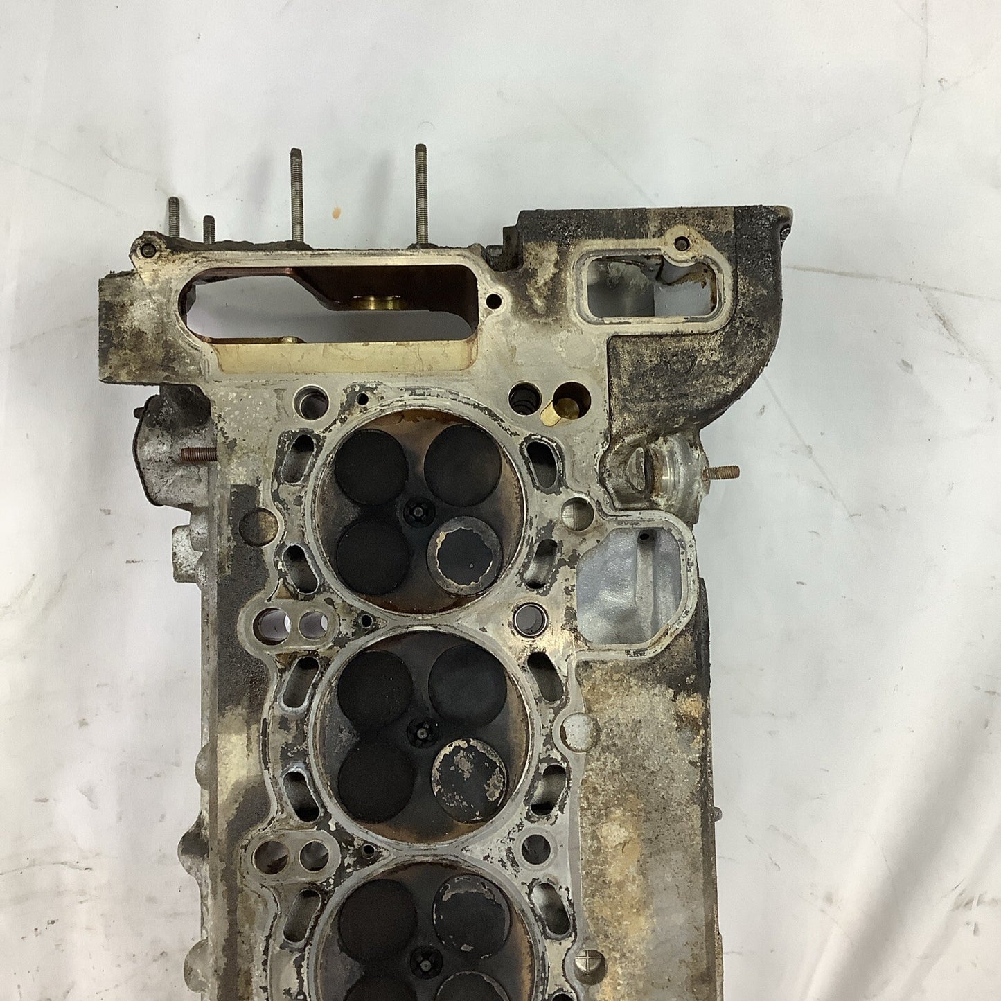 99-06 BMW  E39 E46 E60 E53 E83 E85 2.5L/2.8L/3.0L  M52TU M54 CYLINDER HEAD #061