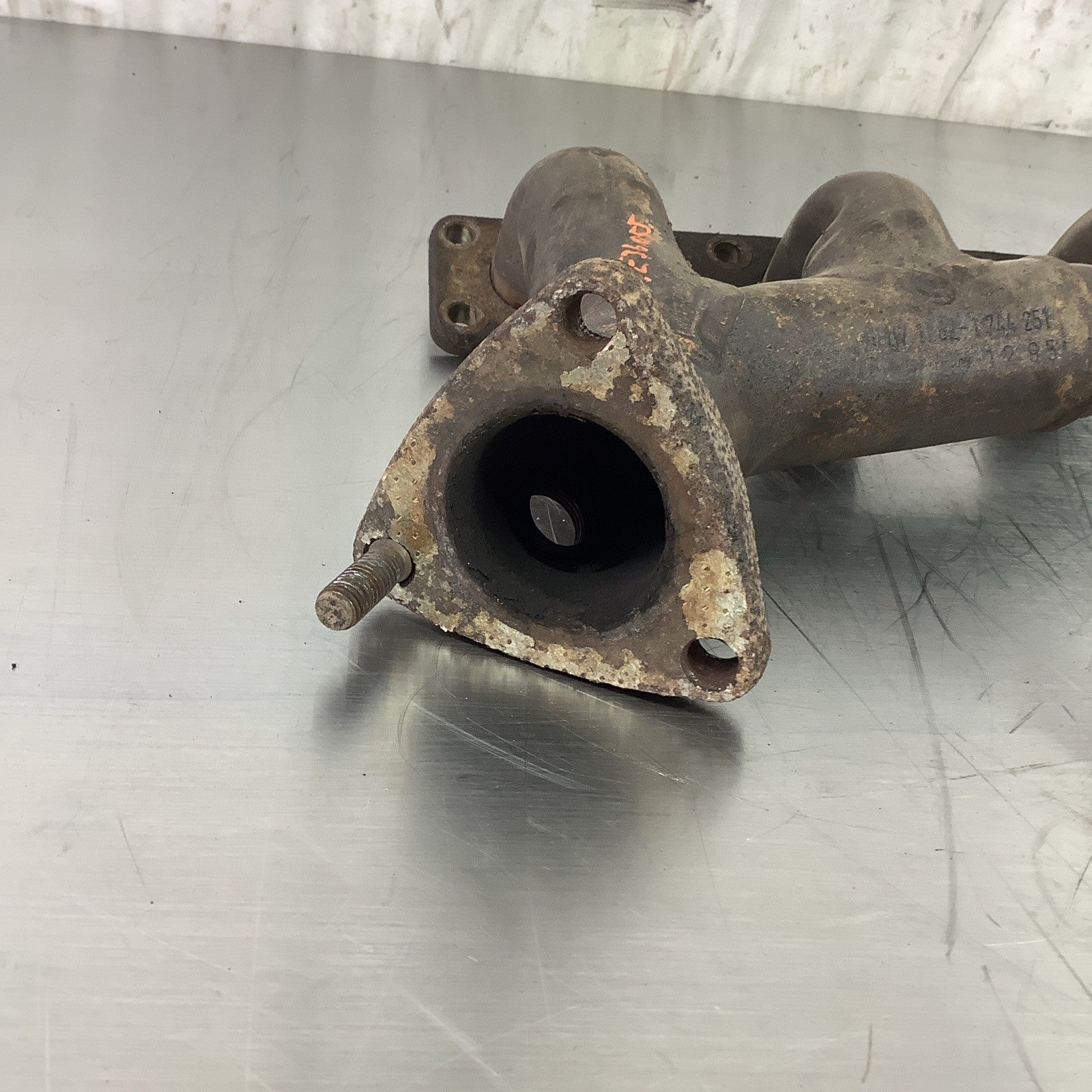 BMW E36 S50 S52 M52 ENGINE EXHAUST MANIFOLD HEADERS OEM 96-99 1744251 1744250