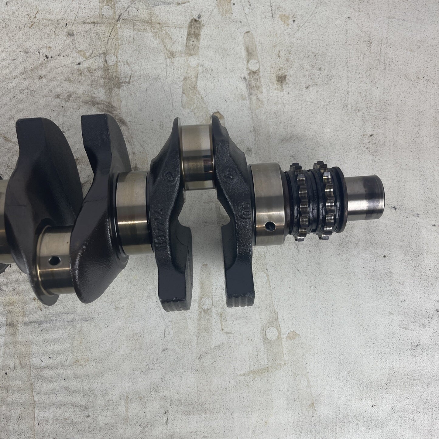 93-95 BMW E36 325i 325is Iron Block Crankshaft 1714481 OEM