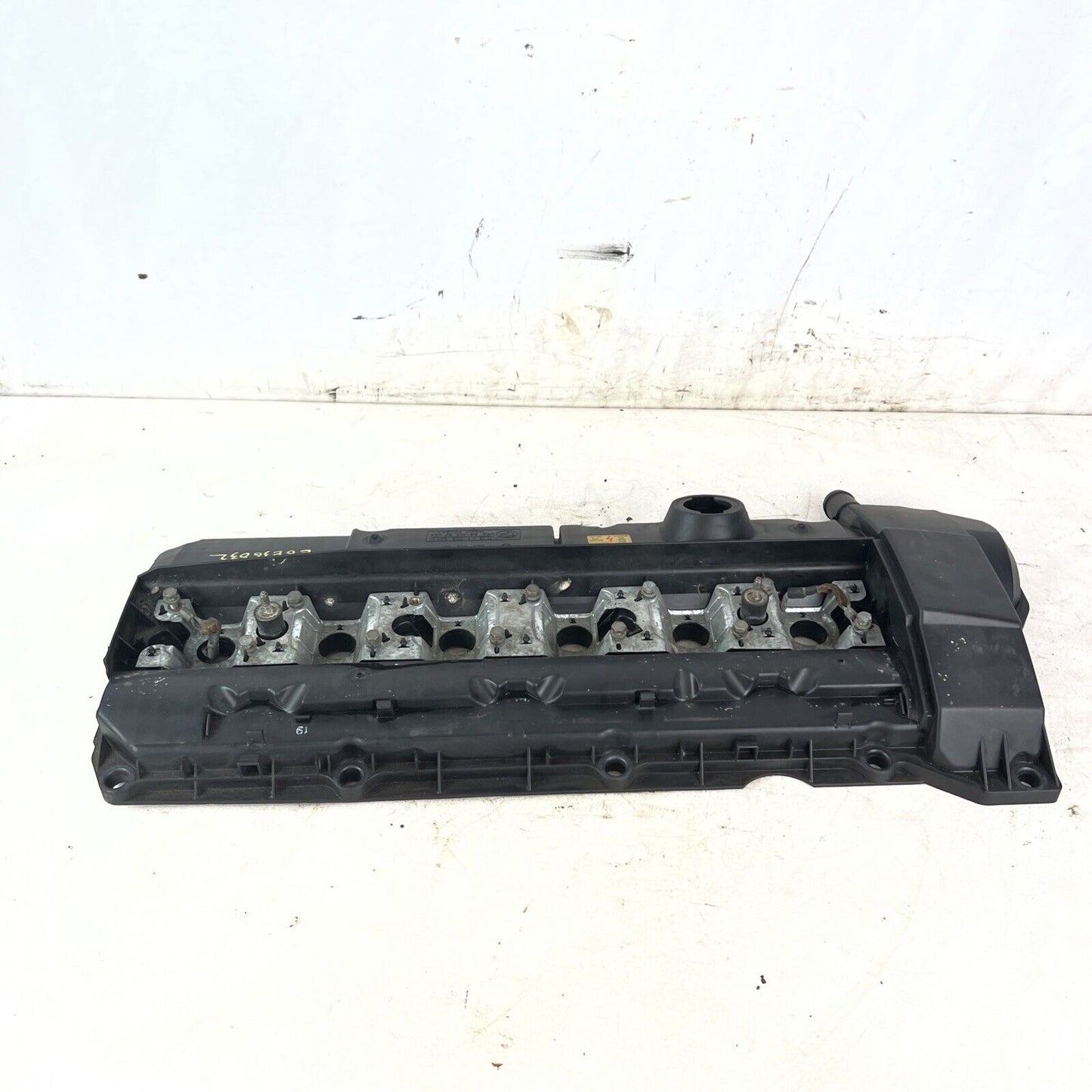 BMW M52 S52 Valve Cover 1996-2000 USED OEM E36 E39 Z3 USED OEM