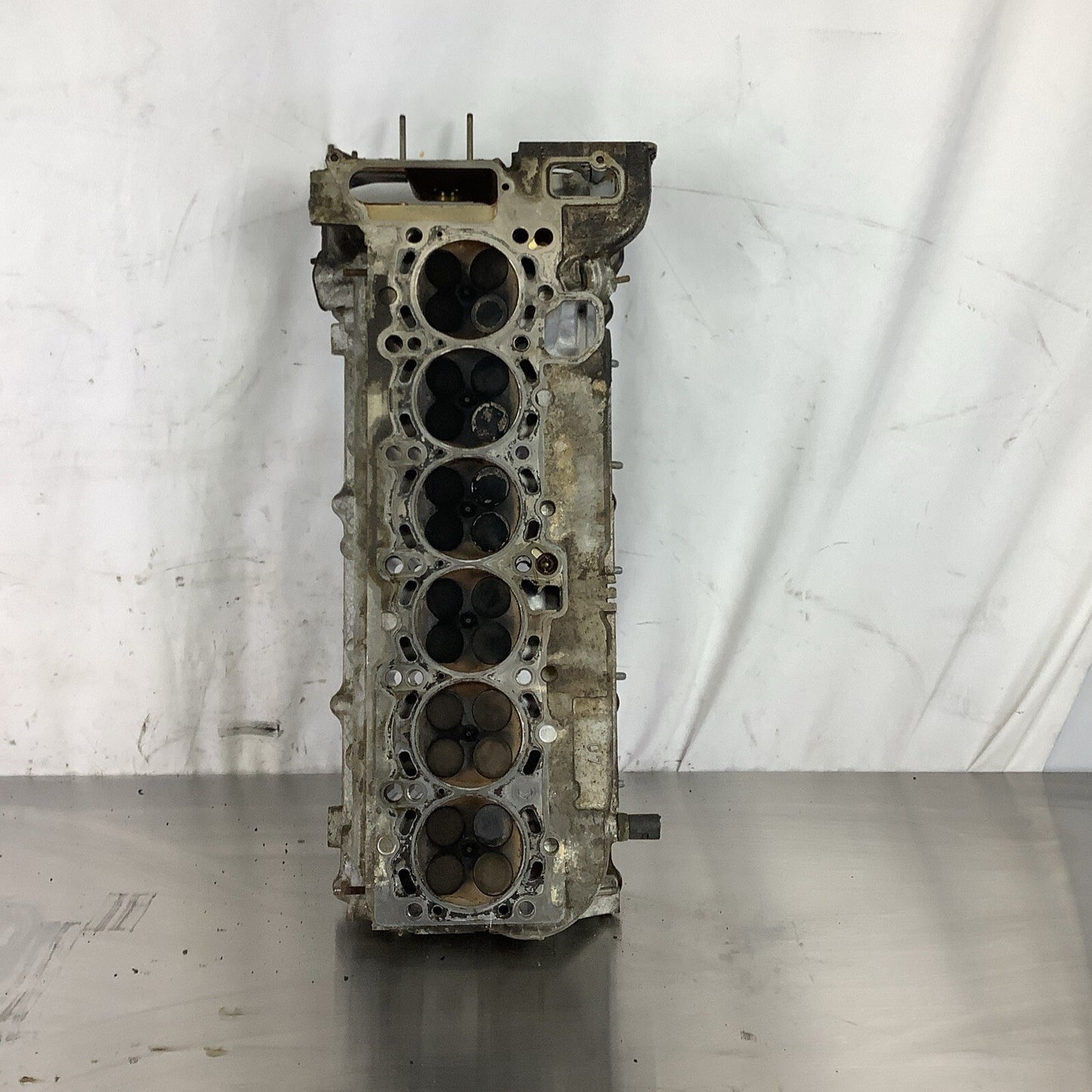 99-06 BMW  E39 E46 E60 E53 E83 E85 2.5L/2.8L/3.0L  M52TU M54 CYLINDER HEAD #061