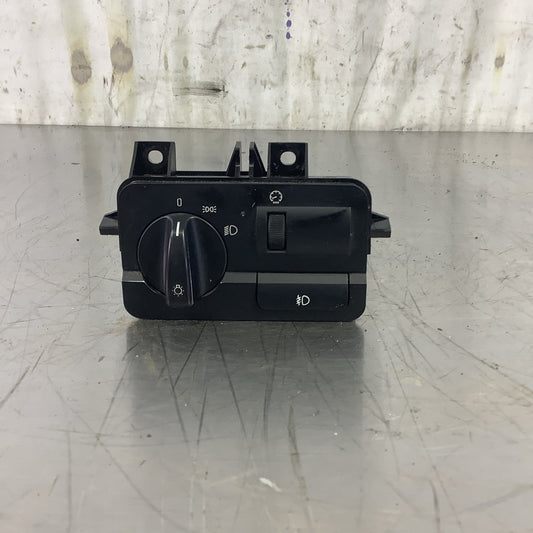 BMW E46 3 Series Xenon Headlight/Foglight Switch 6907952