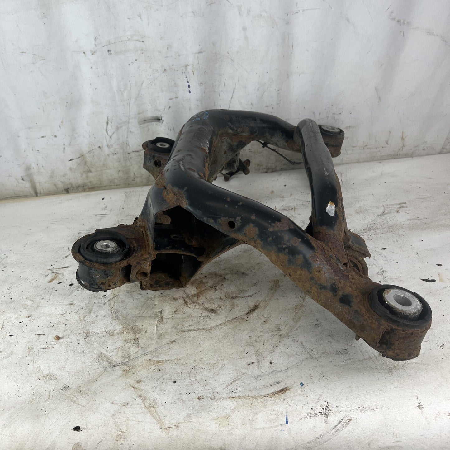 98-06 BMW E46 3 Series Rear Axle Subframe K-Frame Carrier Cradle Asembly OEM✅
