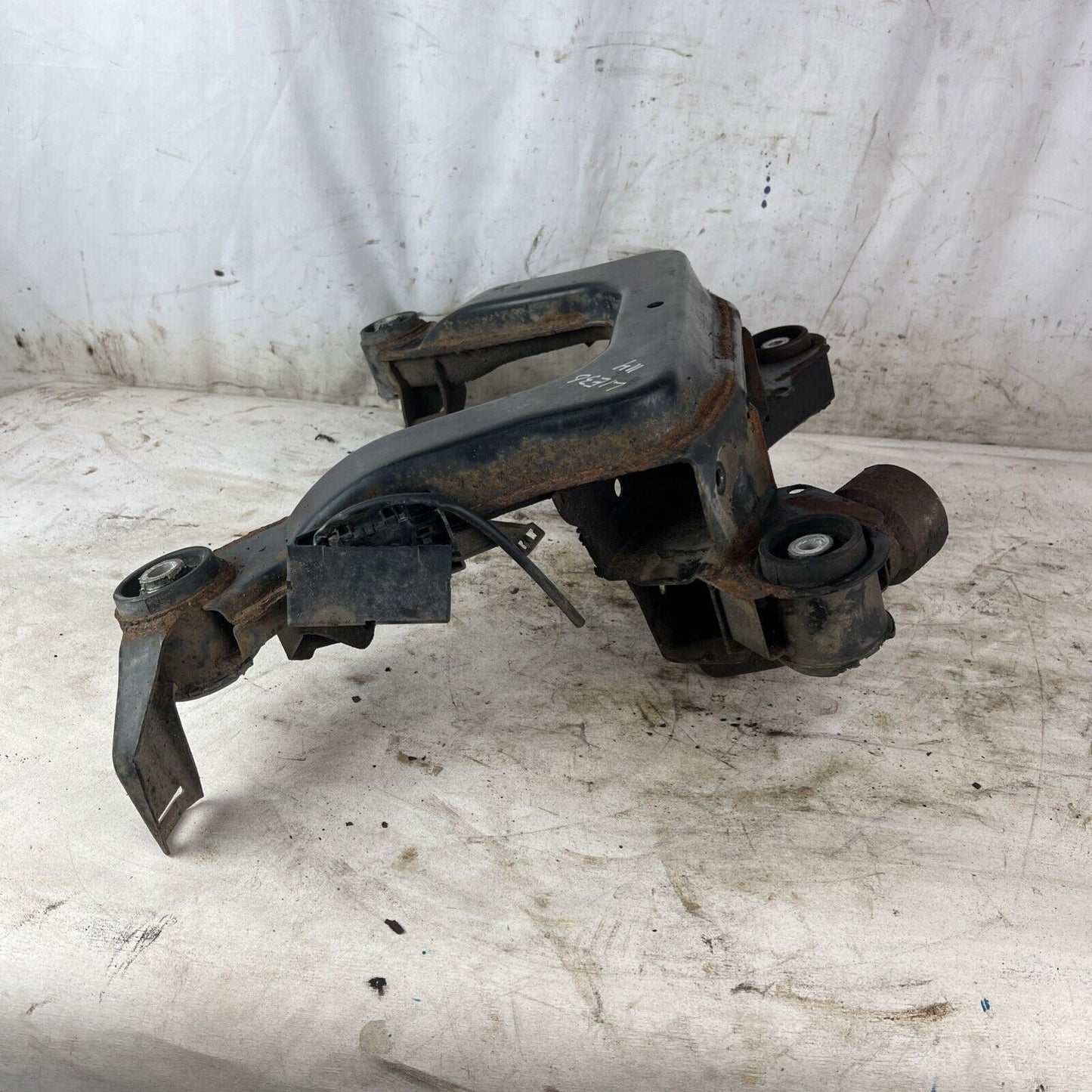 BMW E36 318 323 325 328 Rear Axle Carrier Differential Subframe solid diff bush