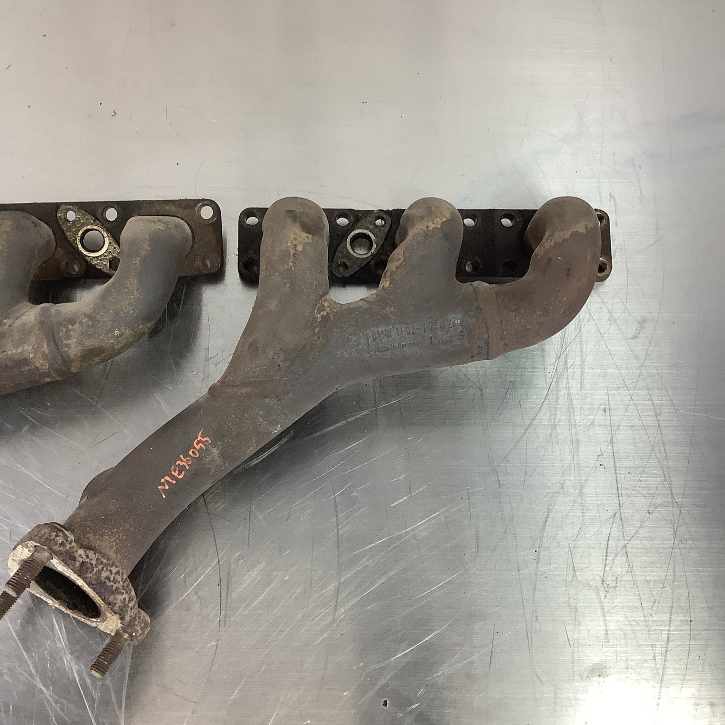 BMW E36 S50 S52 M52 ENGINE EXHAUST MANIFOLD HEADERS OEM 96-99 1744251 1744250