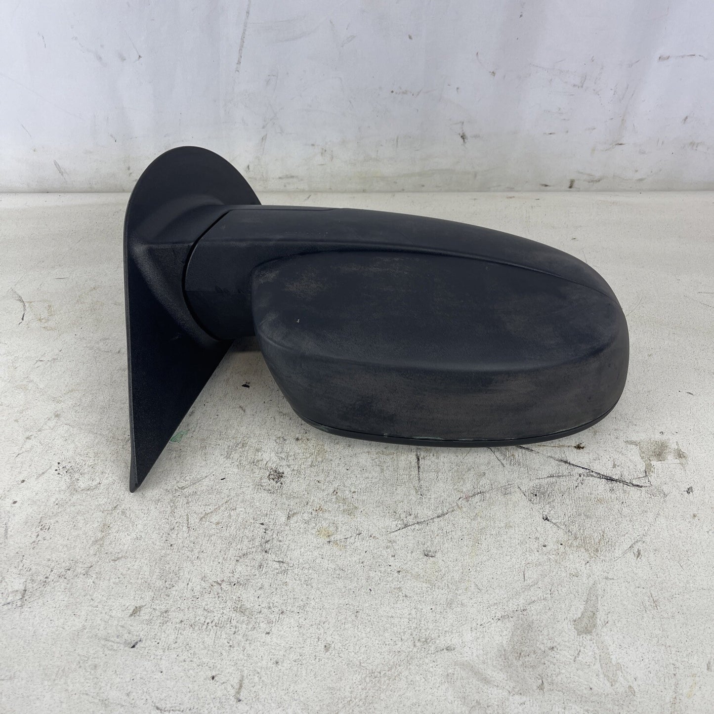2007-2013 GMC SIERRA 1500 PASSENGER'S RIGHT SIDE VIEW DOOR MIRROR MANUAL ADJUST