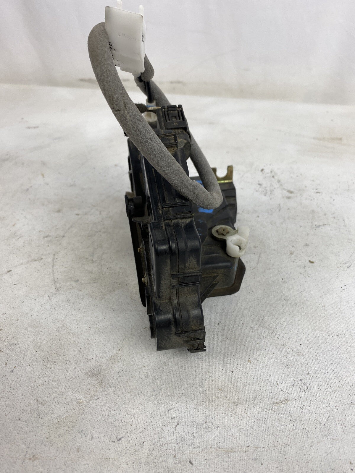 1999-2005 BMW 323i 325i 328i 330i E46 Right Rear Door Latch Lock Actuator OEM