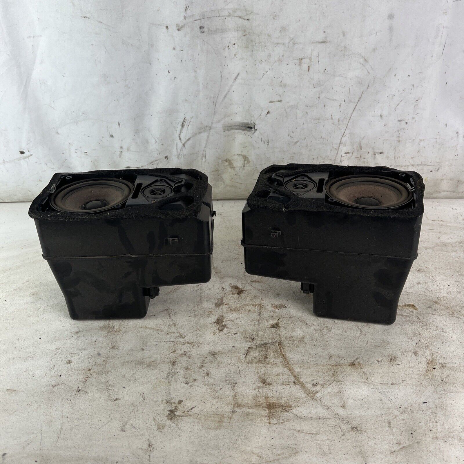 OEM BMW E36 Sedan Early Rear Parcel Shelf Hifi Speakers L + R 92-94 318i 325i M3