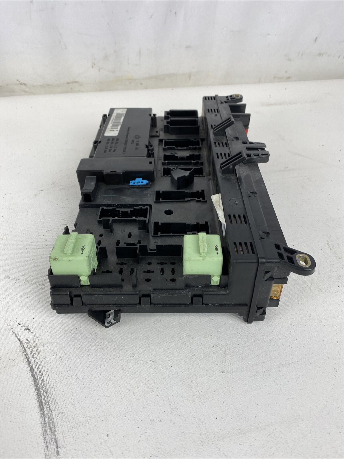 2001-2003 BMW X5 4.4L E53 OEM RIGHT FRONT INTERIOR RELAY FUSE BOX 8384525