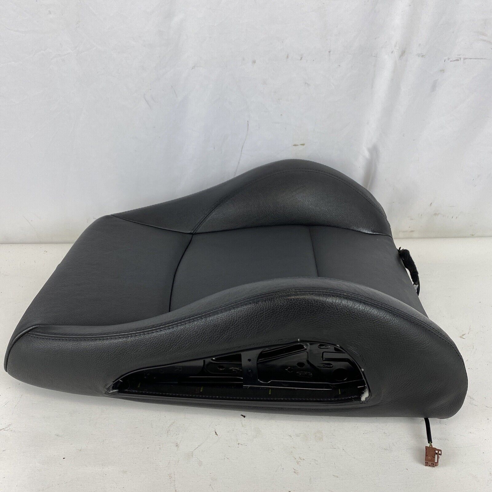 06-08 BMW E90 Front Right Sport Seat Back Black Dakota Leather Heated OEM 