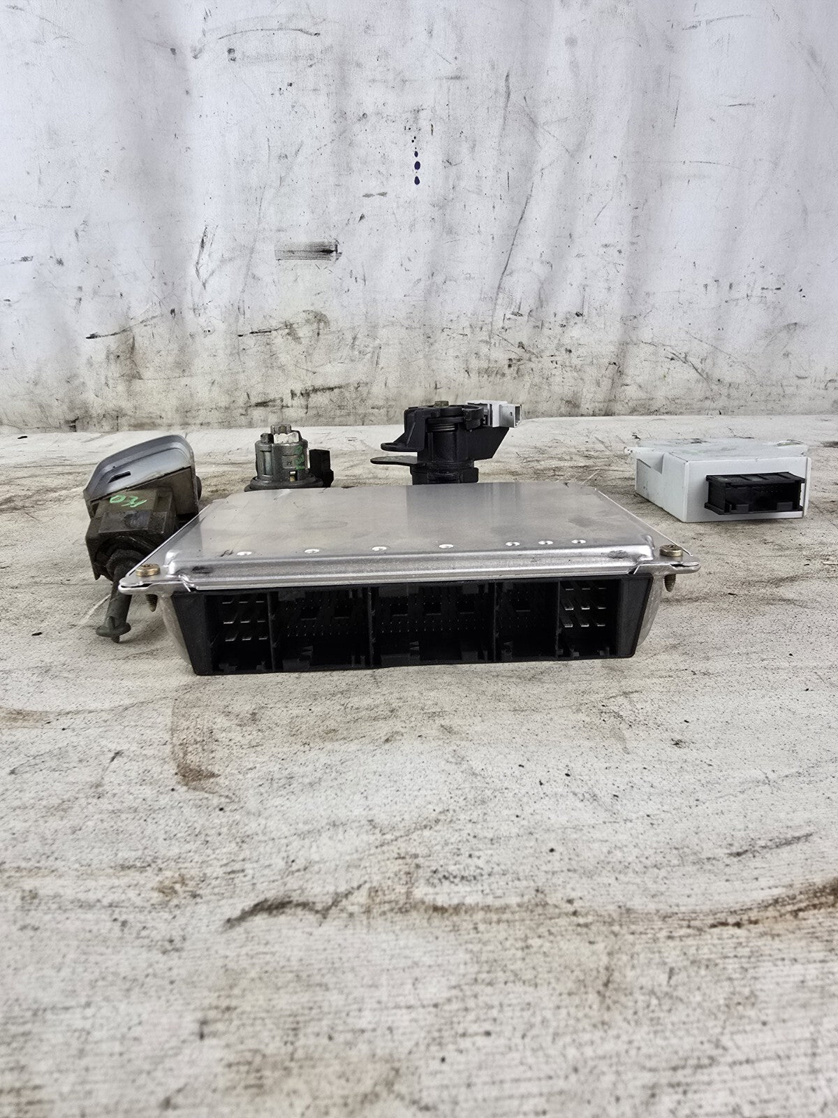 BMW E46 330XI 330I 330CI KEY IMMOBILIZER SET  W/ ECU ECM DME M/T 7511570 MS43