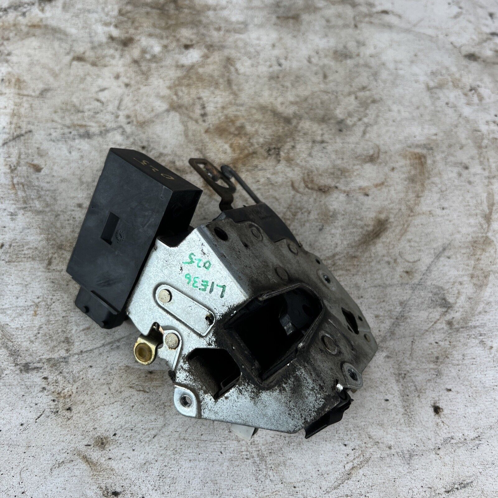 91-98 BMW E36 3 Series M3 Front Right Passenger Door Lock Latch Actuator OEM✅