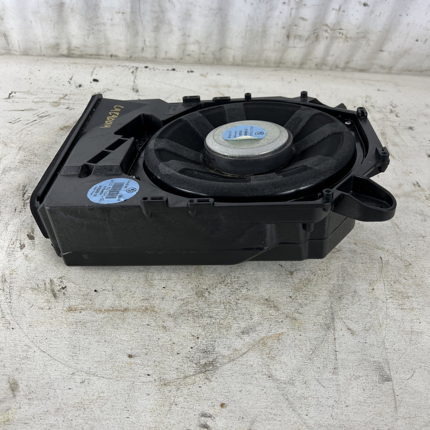 2006 - 2011 Fits BMW 328i Right Subwoofer Speaker Housing Module Unit 61928910