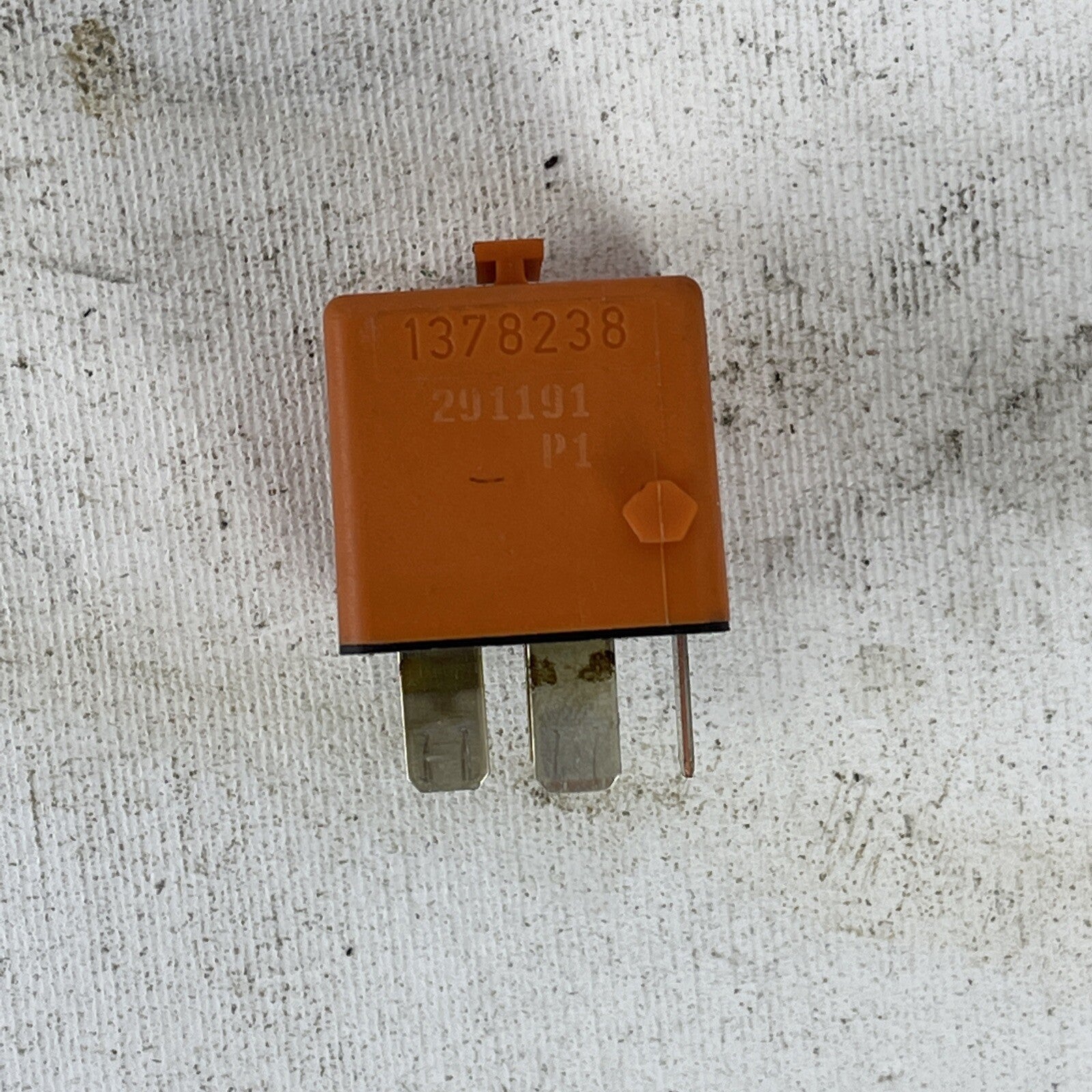 BMW Bosch Orange Relay 61368373700