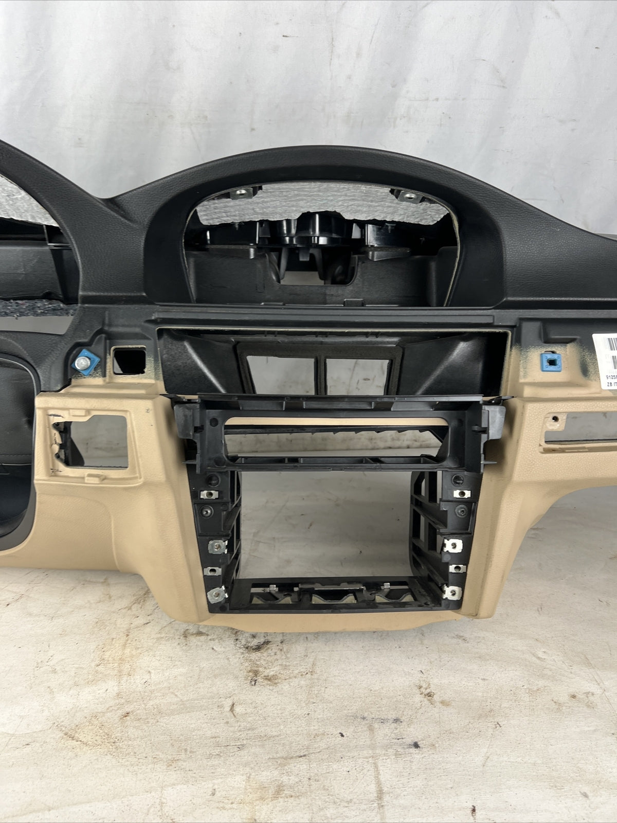 ? 06-13 OEM BMW E90 E92 Sedan Coupe Dash Dashboard w/ Navigation iDrive Beige