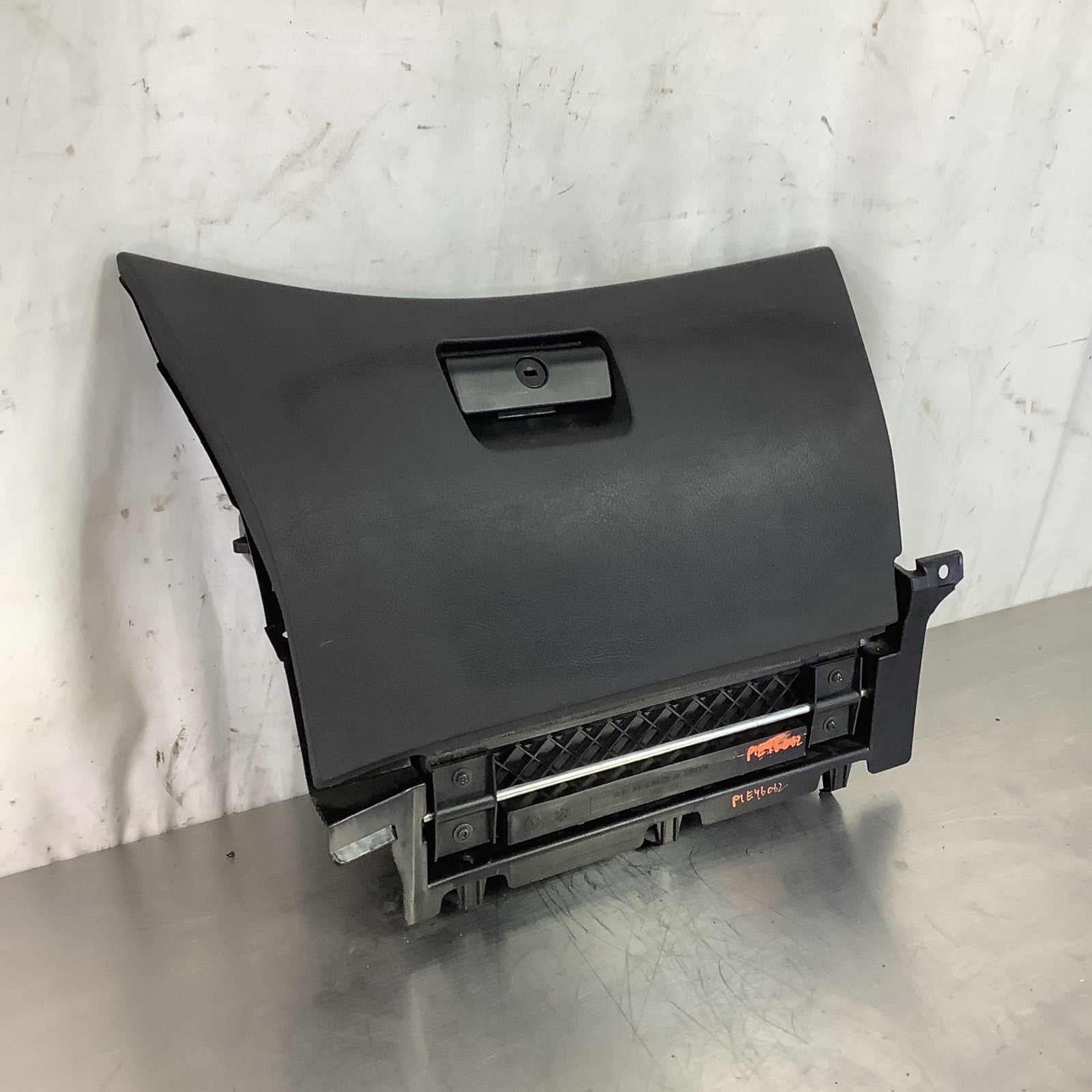 98-06 BMW E46 3 Series Glovebox Storage Compartment Housing Assembly Black OEM✅
