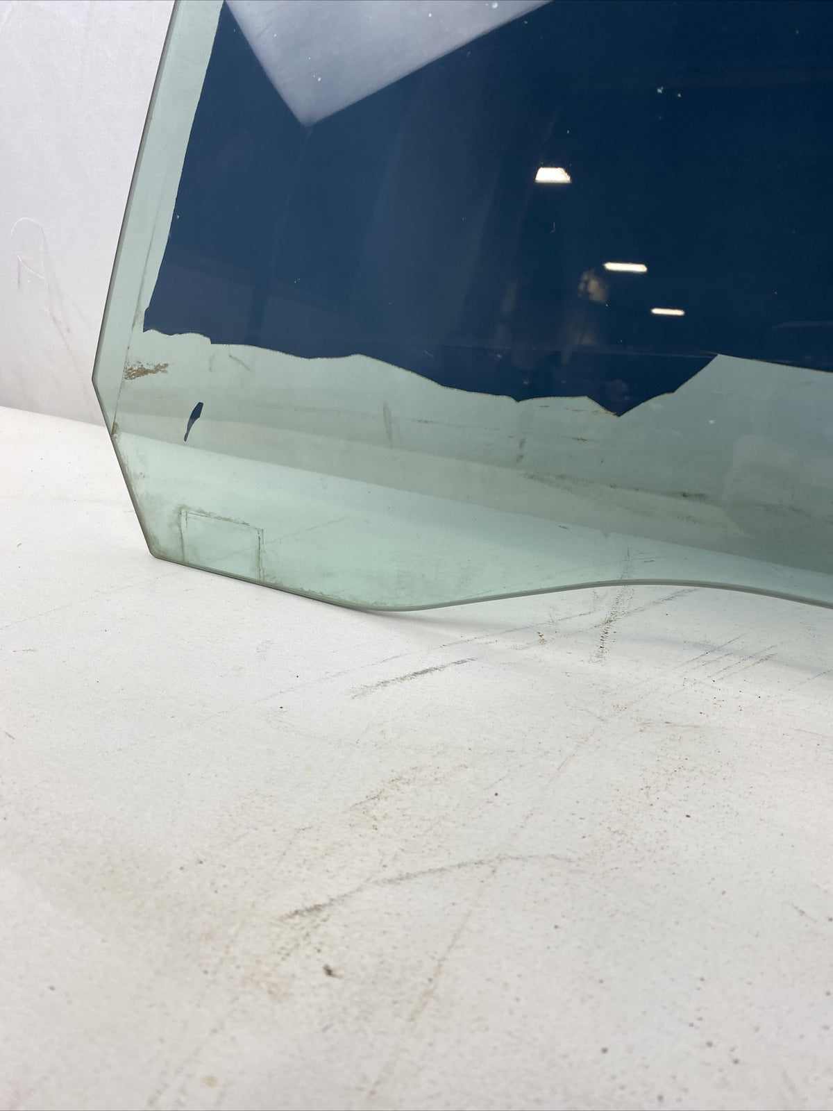 2004 - 2010 BMW 5 Series E60 Left Front Driver Door Glass  Window OEM