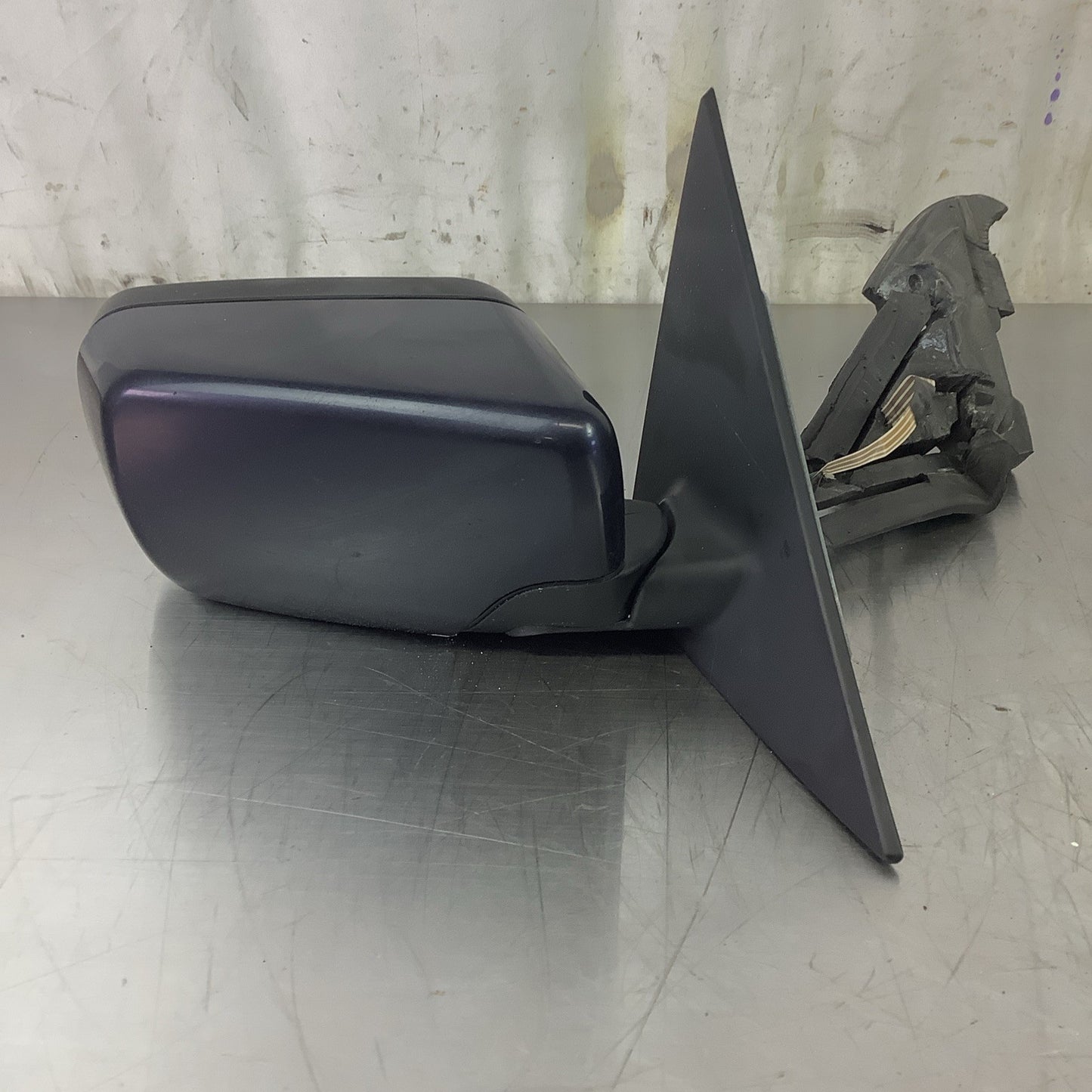2003-2006 BMW 330i E46 Sedan Pass & Driver Side View Mirror Orient Blue SET