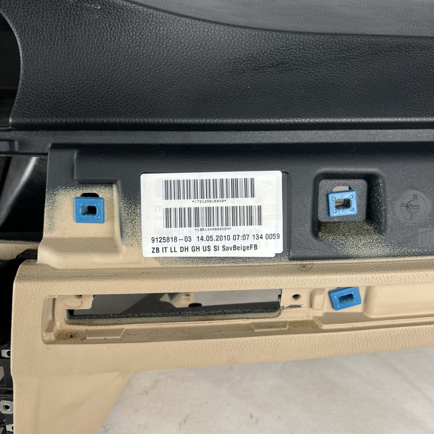 ? 06-13 OEM BMW E90 E92 Sedan Coupe Dash Dashboard w/ Navigation iDrive Beige
