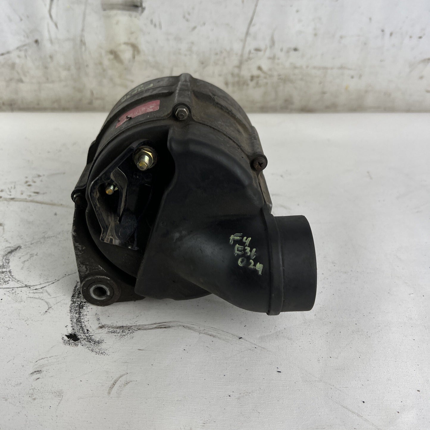 Alternator For BMW 325i 1991-1992 2.5L engine OEM Bosch