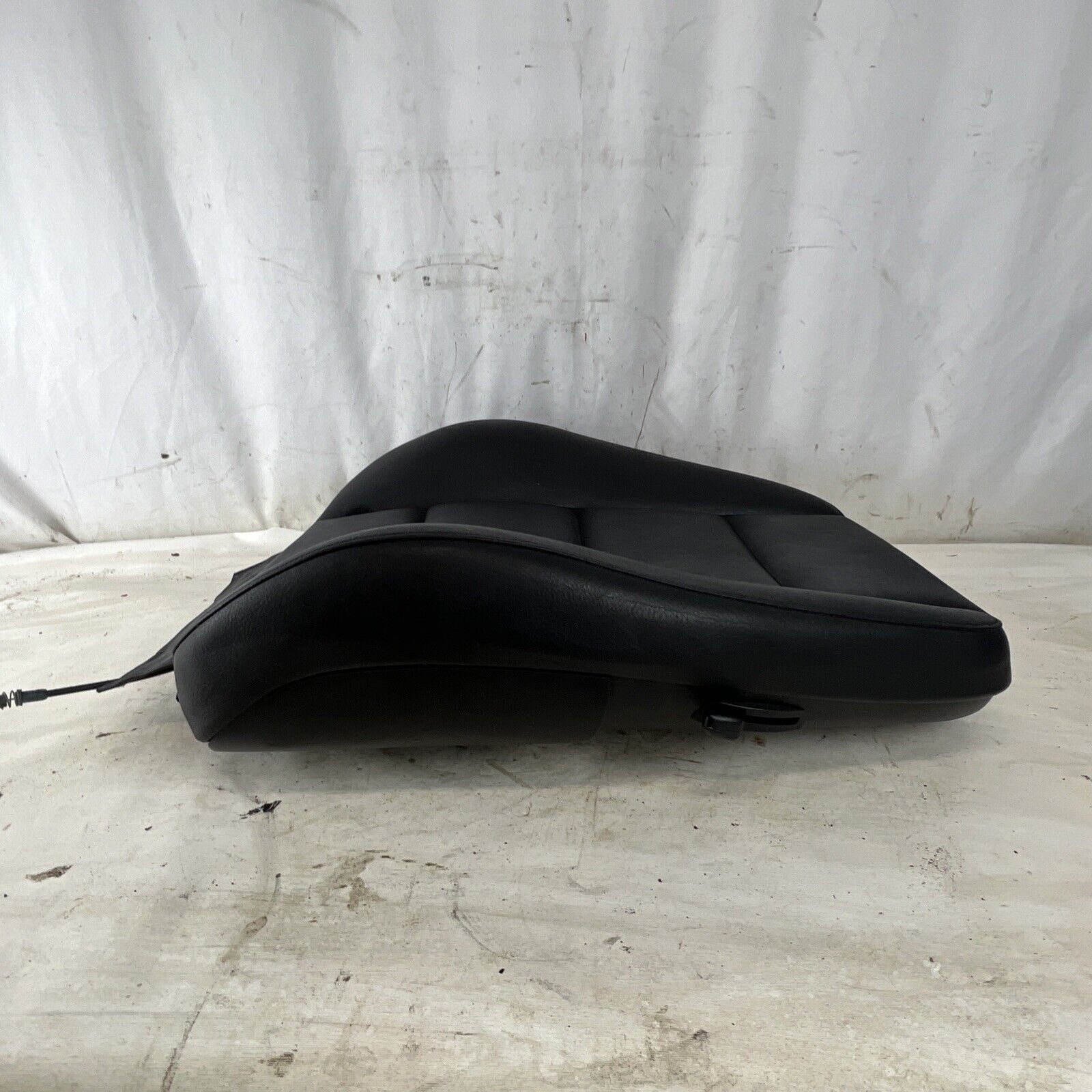 BMW E36 3-Series Right Front Seat Backrest Cushion Black Vinyl OEM With Frame