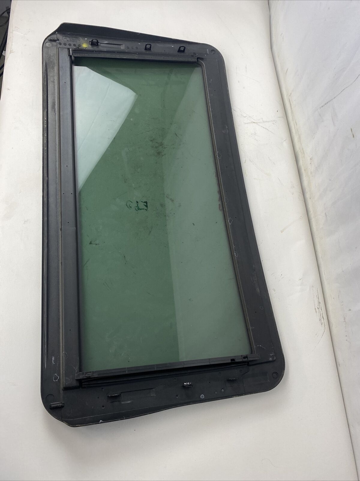 04-07 BMW 525 E60 5-Series Sunroof Sun Roof Glass OEM 08-10 528 545 550 M5