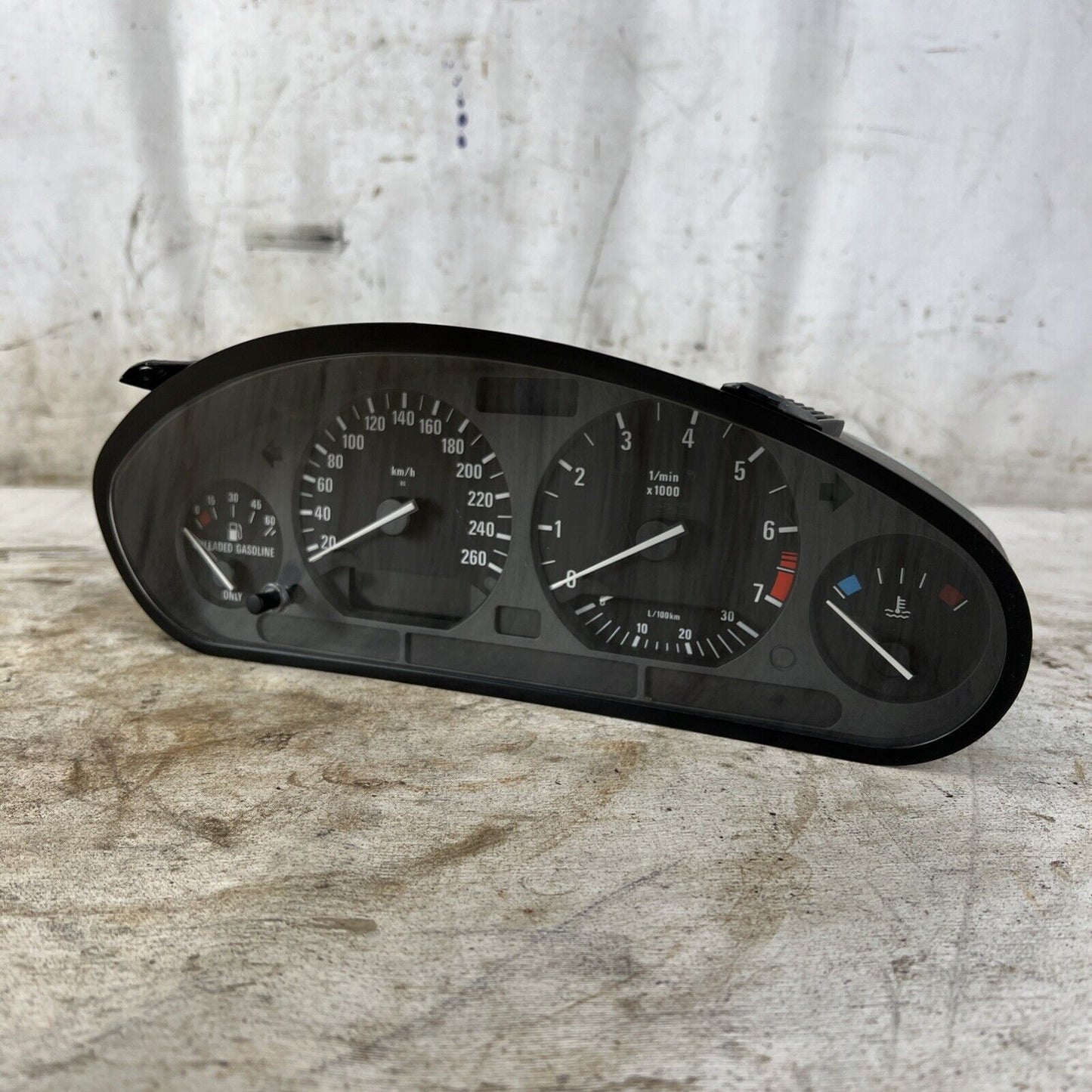 BMW E36 328i 325i 320i 6 CYL KM/H INSTRUMENT CLUSTER SPEEDOMETER TACHOMETER 267K