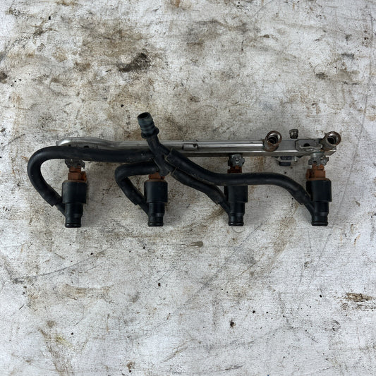 Used 1995-2000 BMW E36 318i 318ti M44 Fuel Rail w/ Injectors 1433519 0280151053