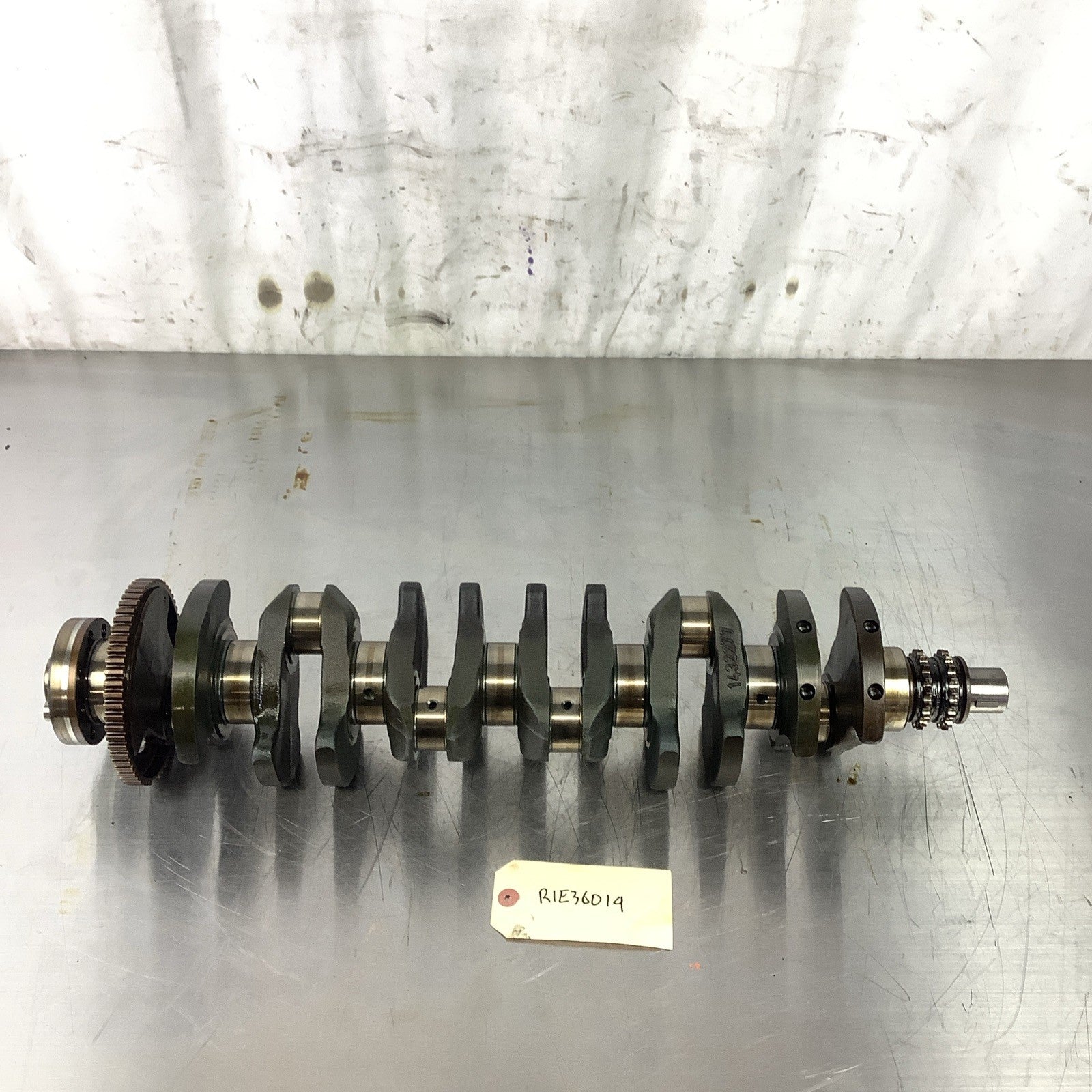 BMW E36 E46 E39 328 528 Z3 2.8L M52 6-Cyl Engine Motor Crankshaft  OEM #019