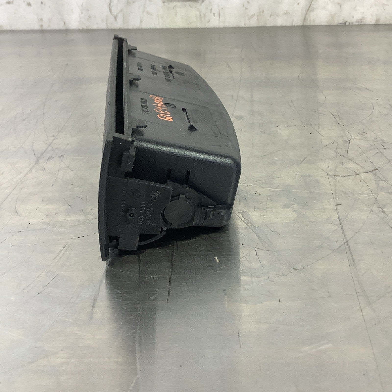 99-06 BMW E46 323 325 328 330 M3 E46 CENTER CONSOLE STORAGE TRAY BLACK OEM