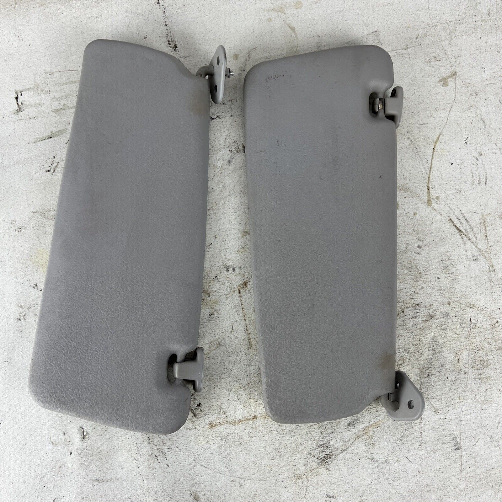 1994 BMW 325i E36 SEDAN SUN VISOR GRAY SET RIGHT+LEFT