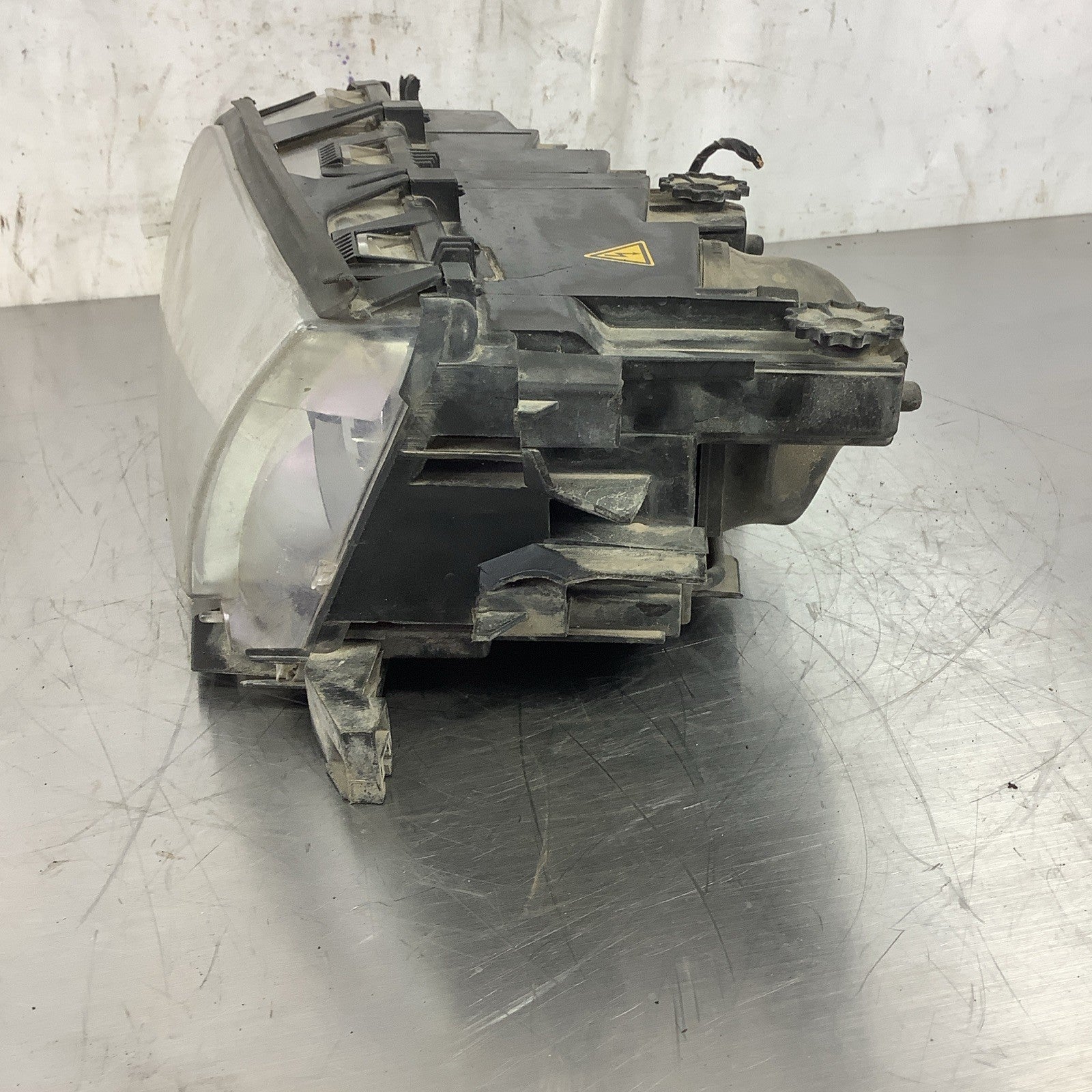 BMW E46 3 SERIES XENON HID HEAD LIGHT LAMP SEDAN LH LEFT DRIVER SIDE OEM 99-01