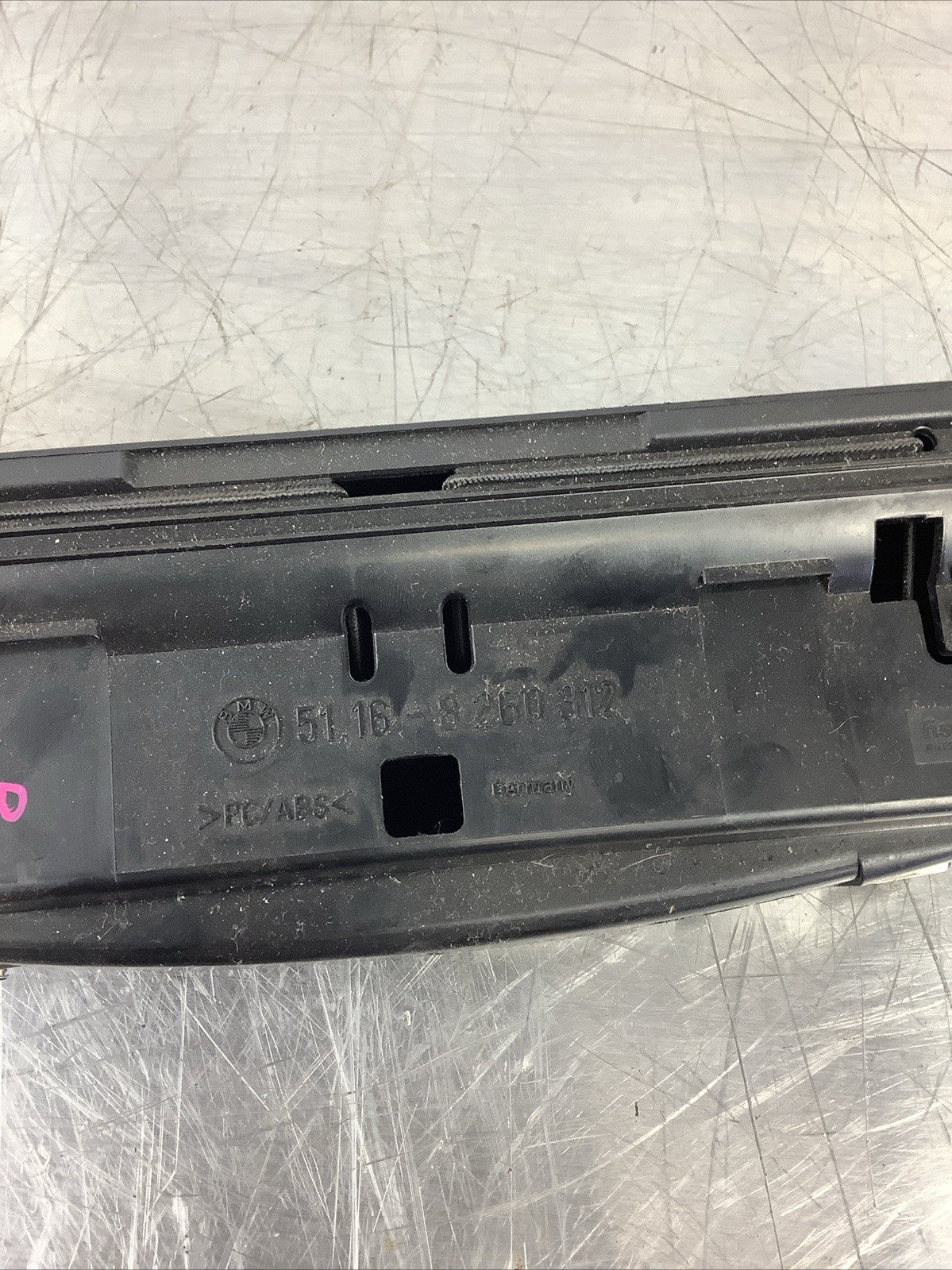 OEM FRONT CENTER CONSOLE GLASSES TRAY STORAGE 01-06 BMW E46 3-SERIES M3 8260312