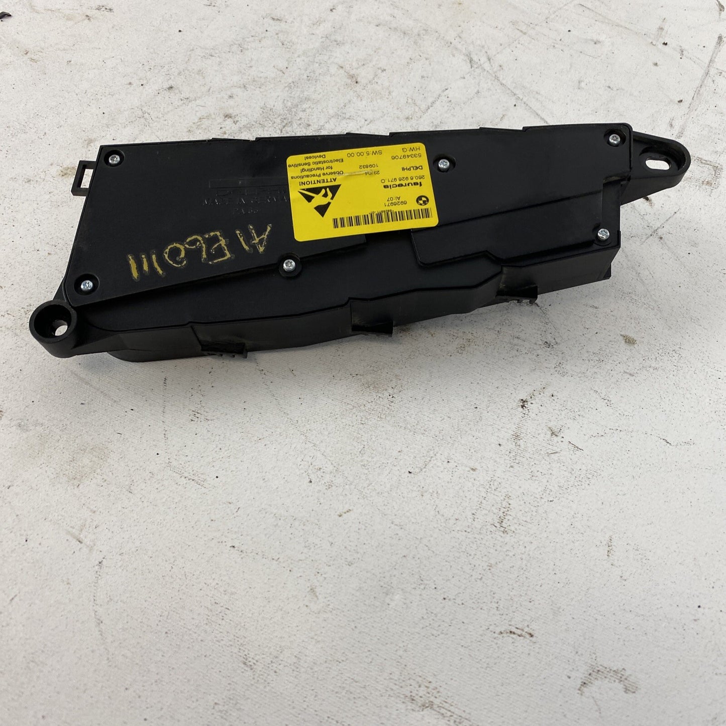 6926971 08-10 528i 535i 550i 08-13 X5 X6 FRONT LEFT SEAT ADJUSTMENT SWITCH