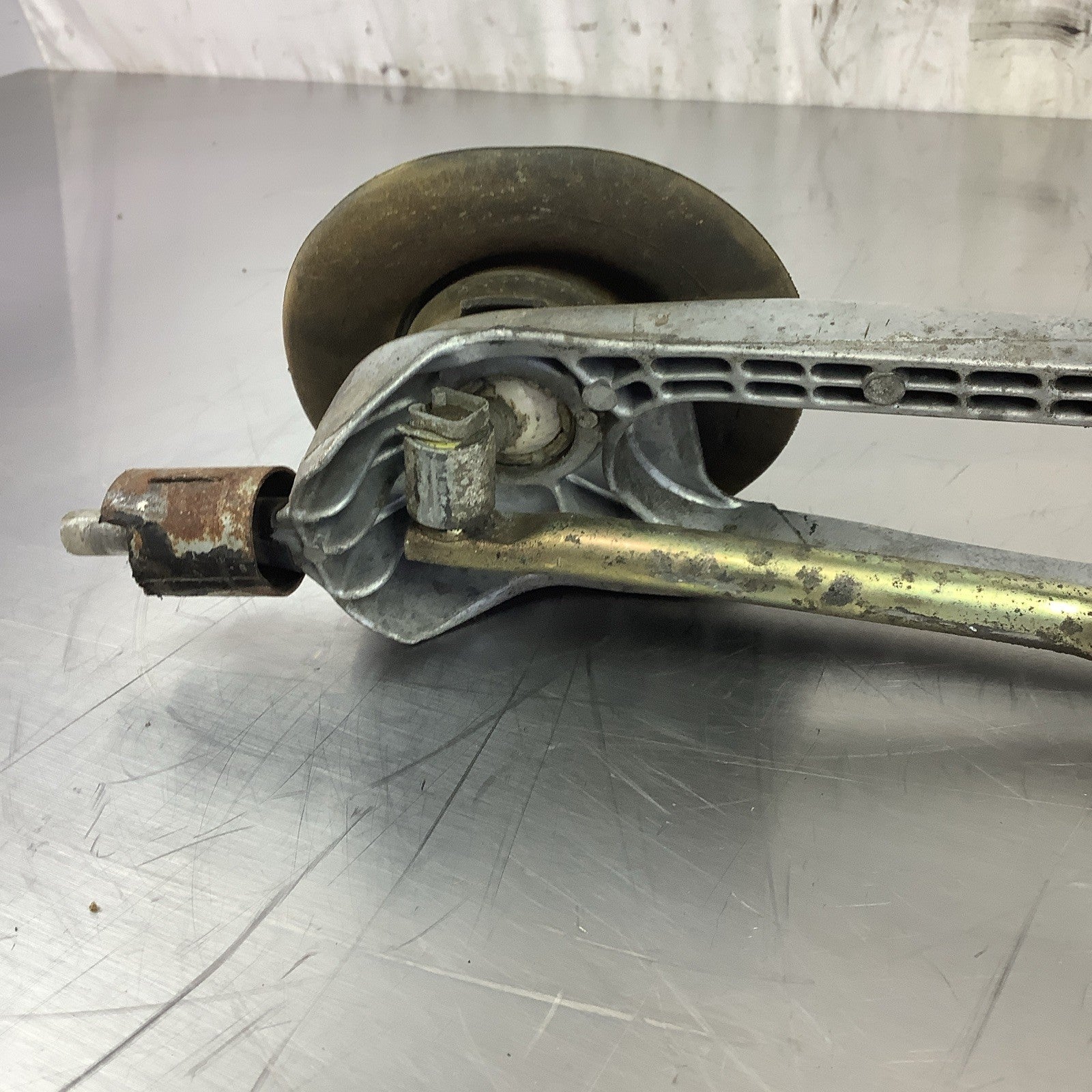 BMW E46 330xi M54 5 SPEED MANUAL TRASMISSION GEAR LINKAGE SHIFTING SHIFT ARM