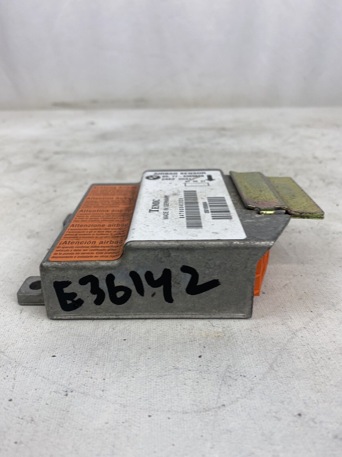 BMW SRS AIRBAG SENSOR CONTROL MODULE UNIT65.77-8369828 E36