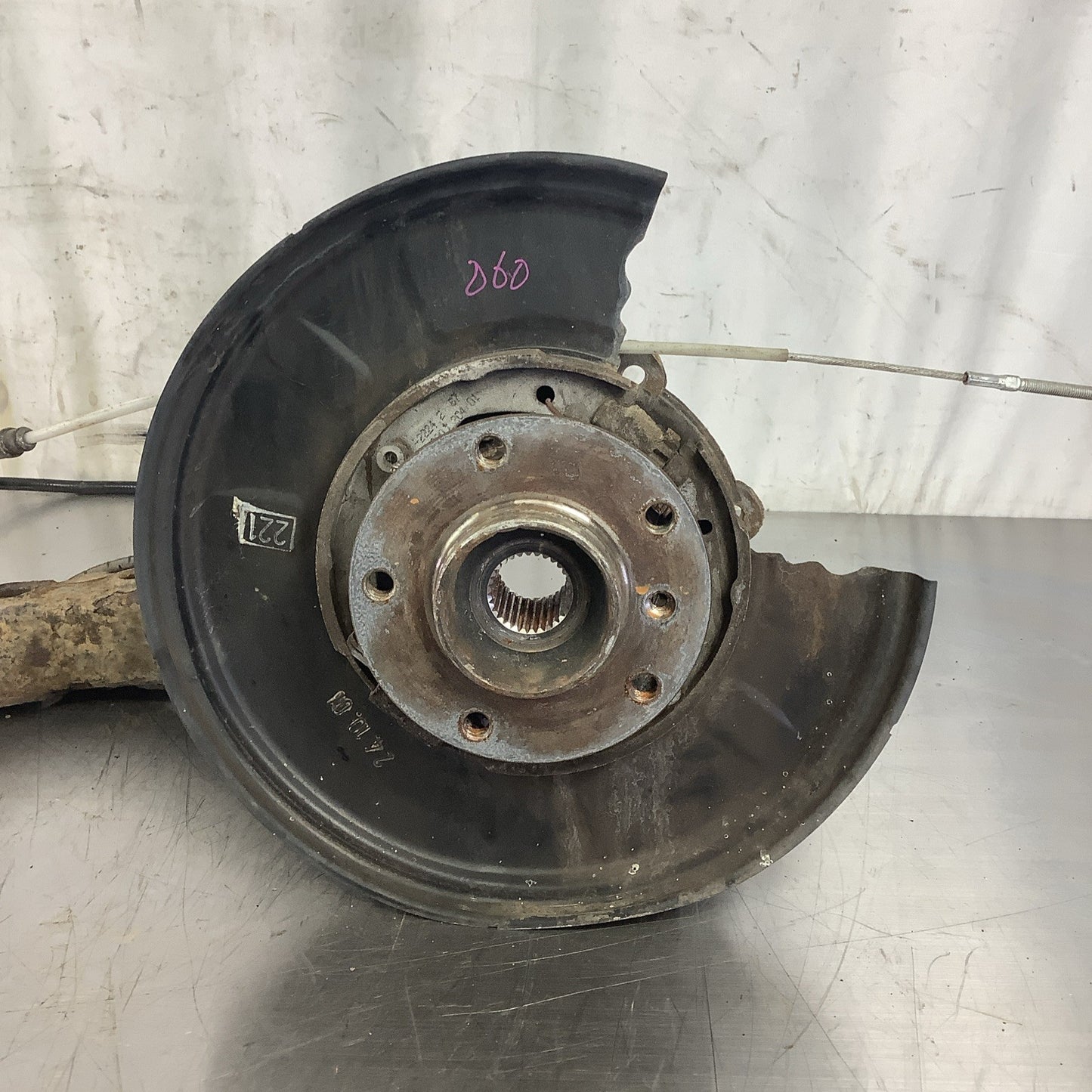 ☑️ BMW E46 Trailing Arm Hub Left Driver OEM 01-06 330i 330ci 330xi 325xi