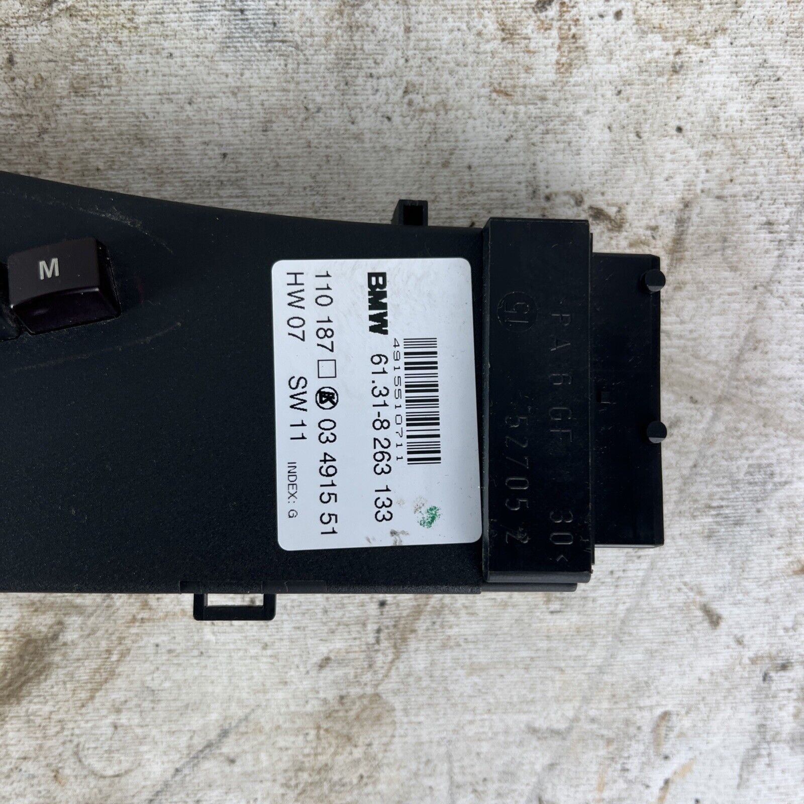 99-06 BMW 332I Front Left Hand Power Seat Adjust Switch OEM 61318263133