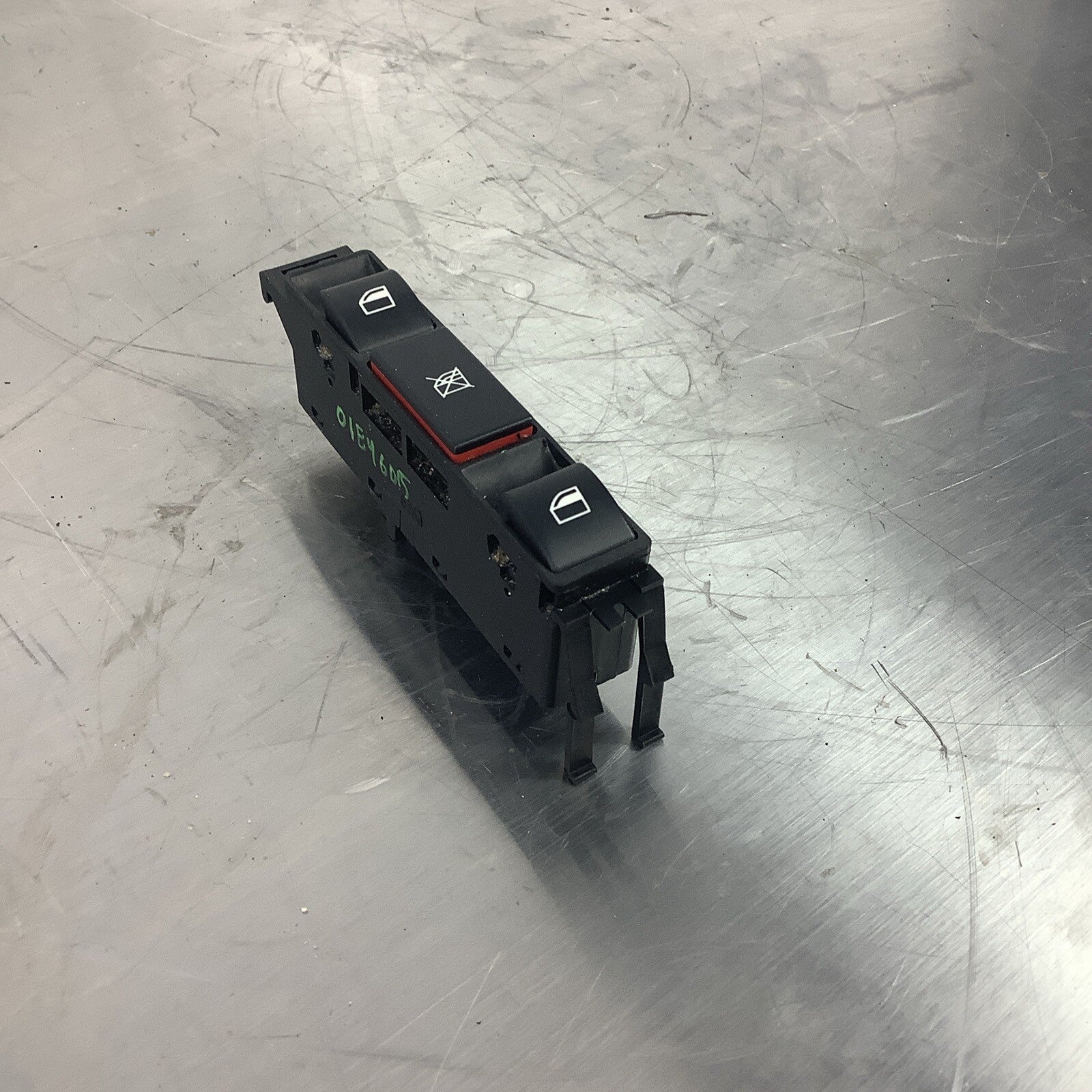 99-05 BMW E46 320I 323I 325I 328I 330I M3 WINDOW SWITCH LH LEFT DRIVER OEM