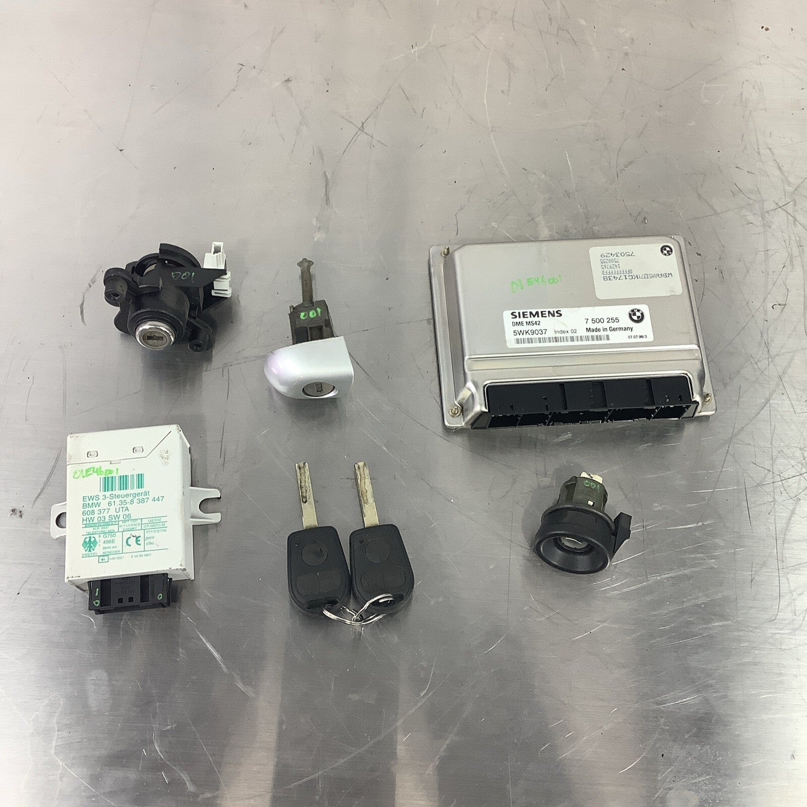 2000 BMW 328i E46 ECU KIT 7500255 MS42 TWO REMOTE KEYS Ignition Cylinder trunk
