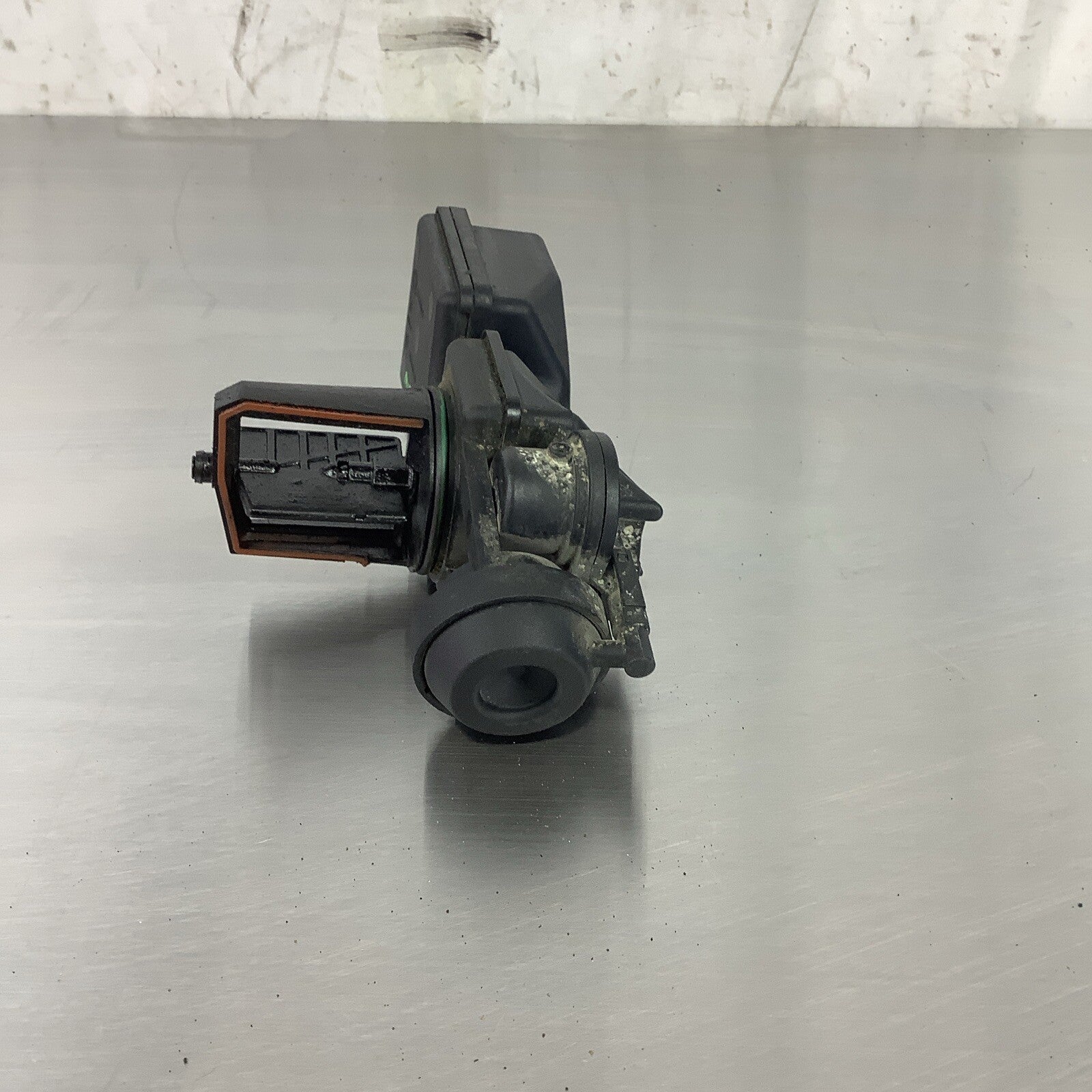 1999 -2000 BMW E46 E39 528i 328i Z3 Intake Manifold Adjuster DISA VALVE 1440049